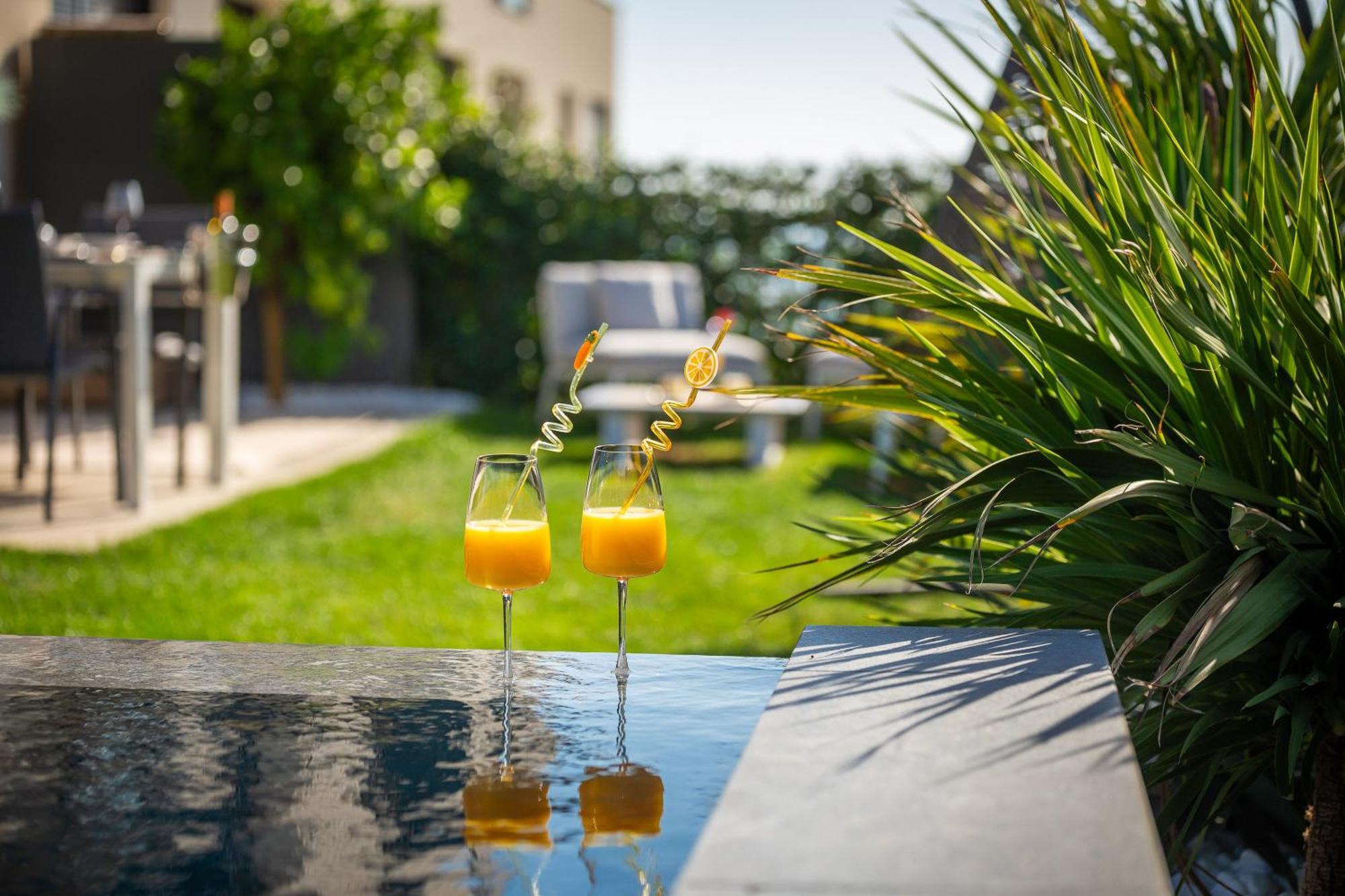 Apartment New Luxury With Private Heated Pool And Amazing Garden With Seaview *