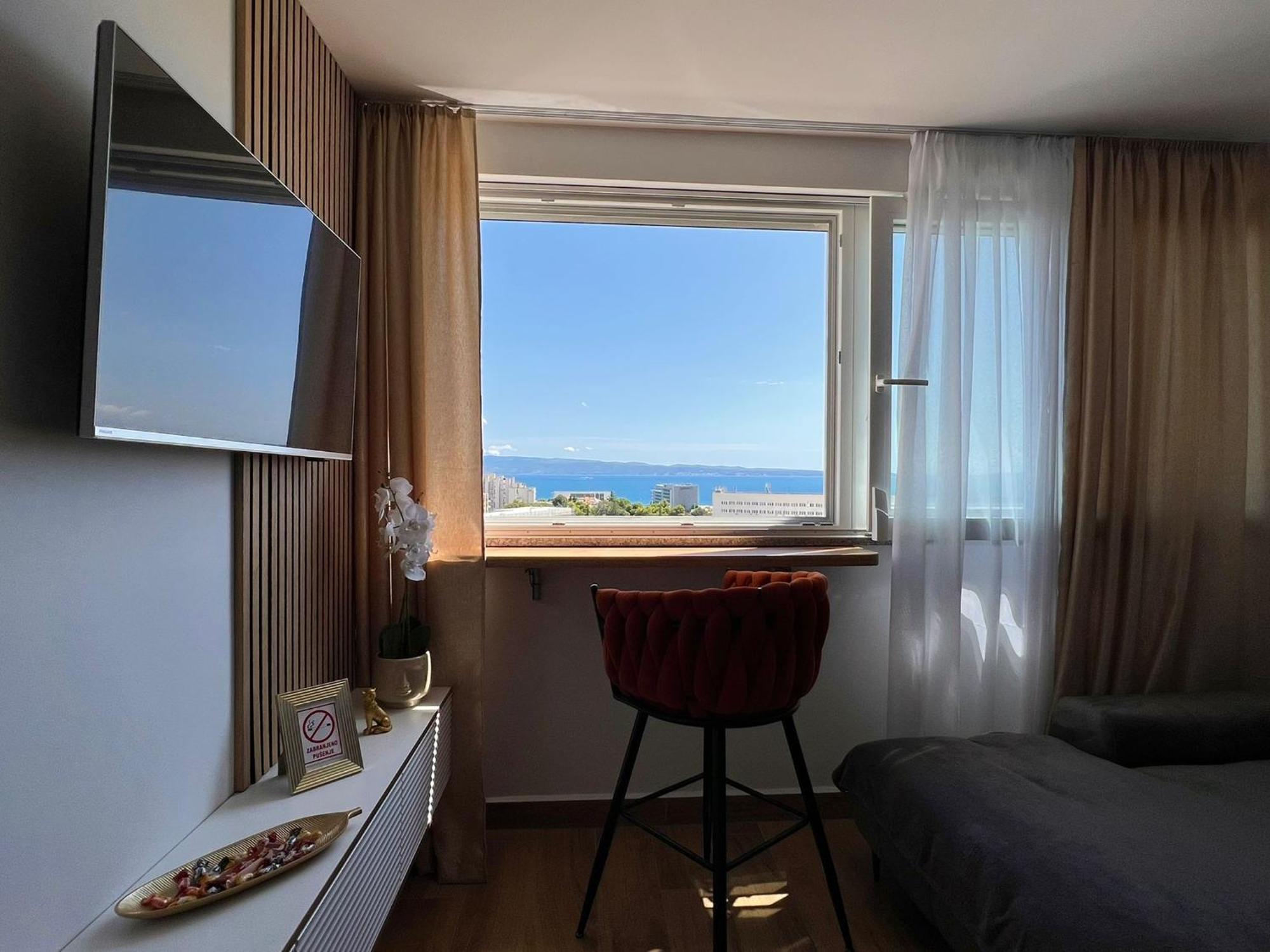 Golden View Luxury Apartamento *