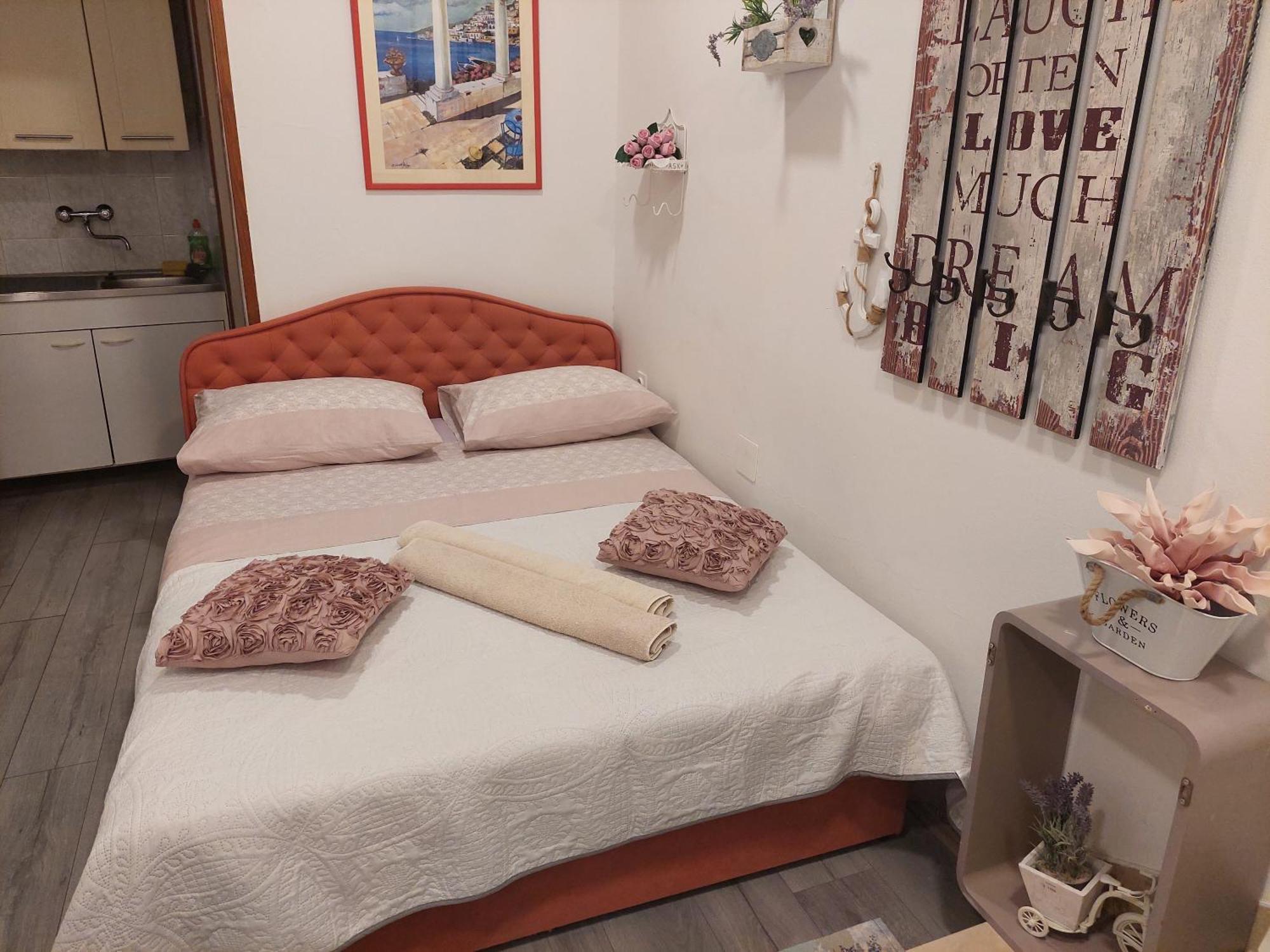 Apartment Rosse Split