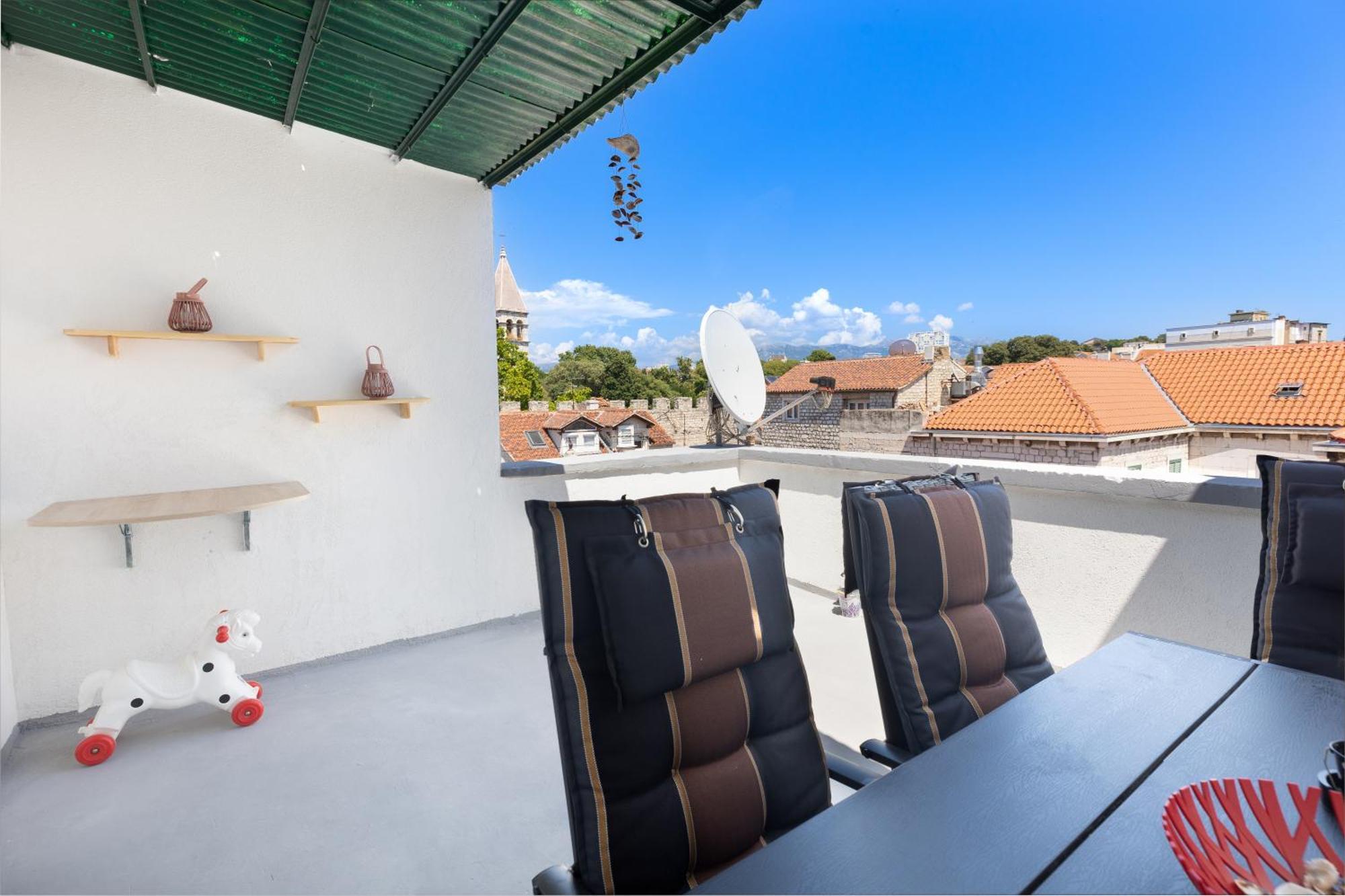 Apartment Luxury Dante With Terrace Split