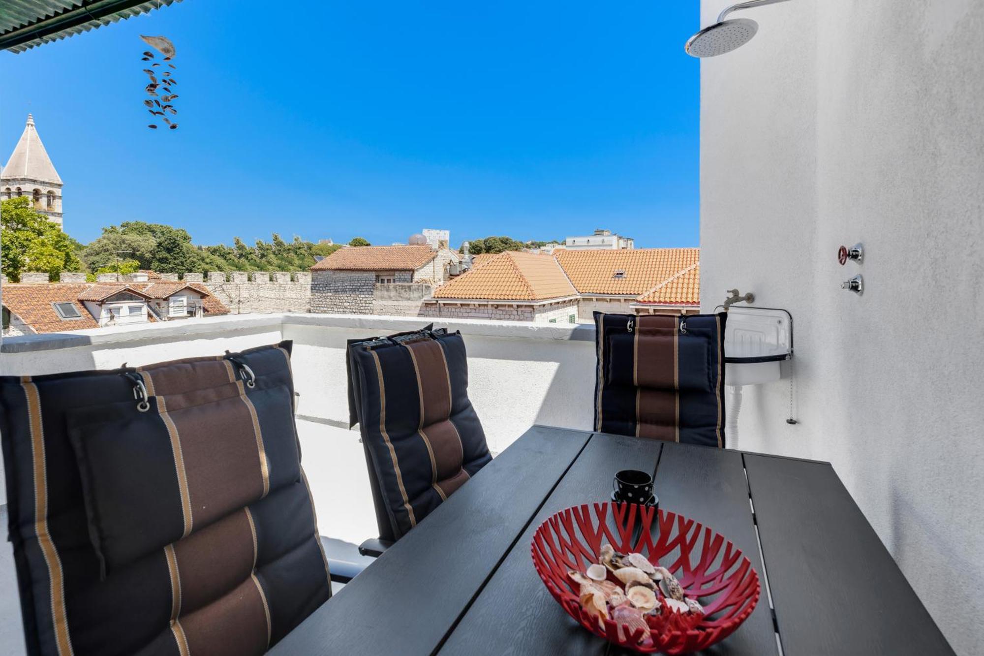 Luxury Dante With Terrace Apartment *