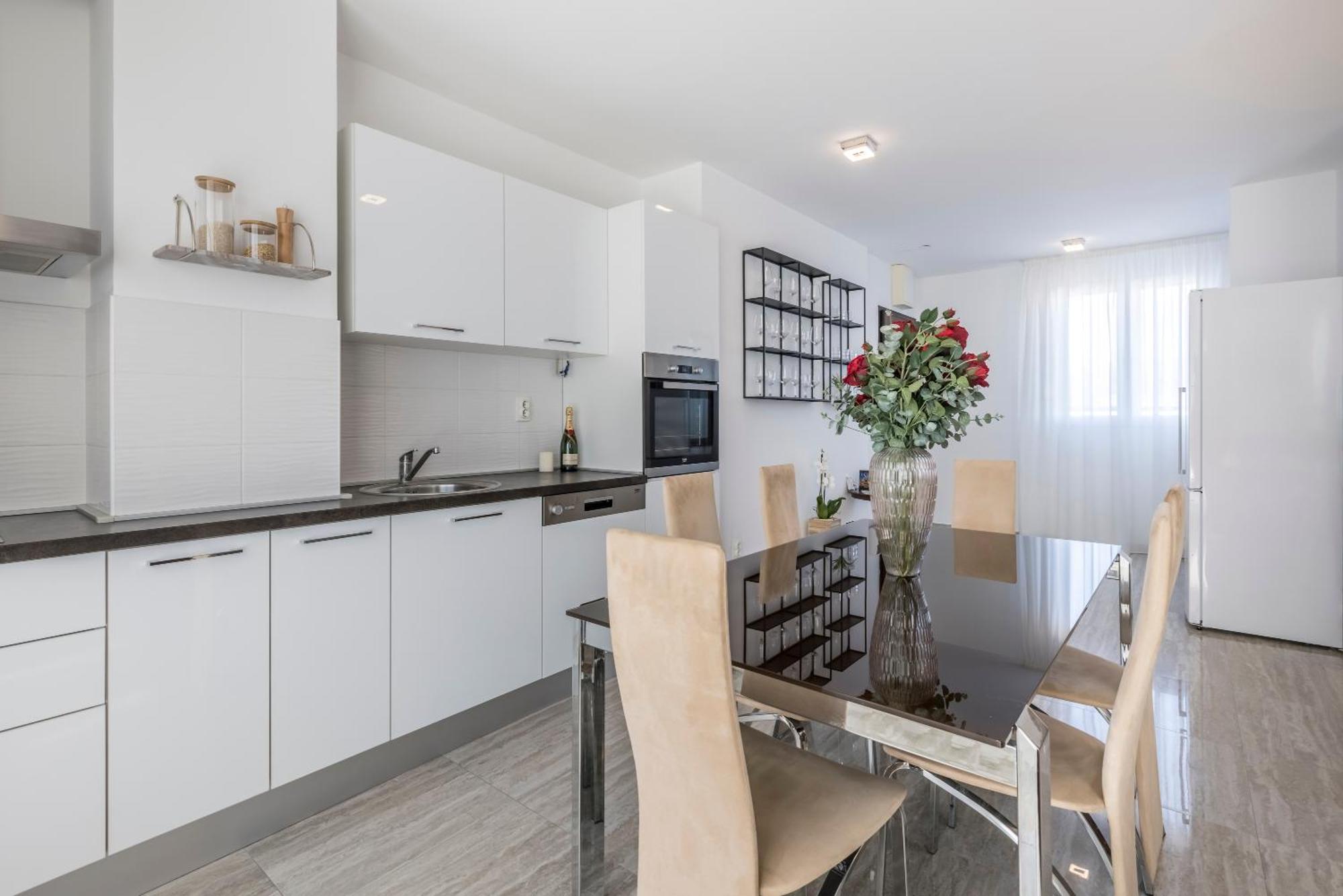 Apartment Luxury Rooftop Zalato
