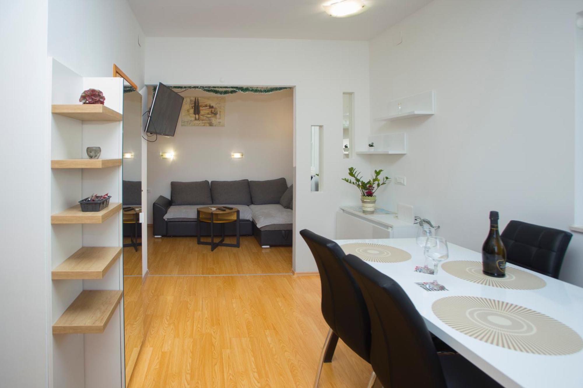 Apartment Adria *