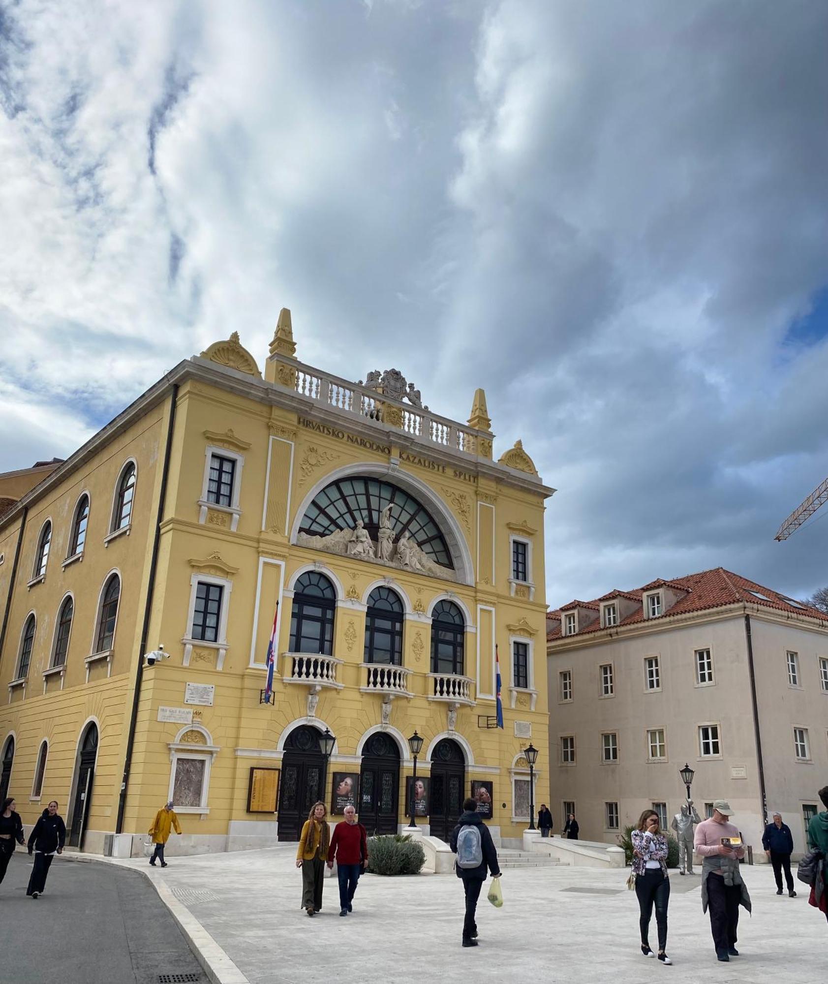 Dome Apartman