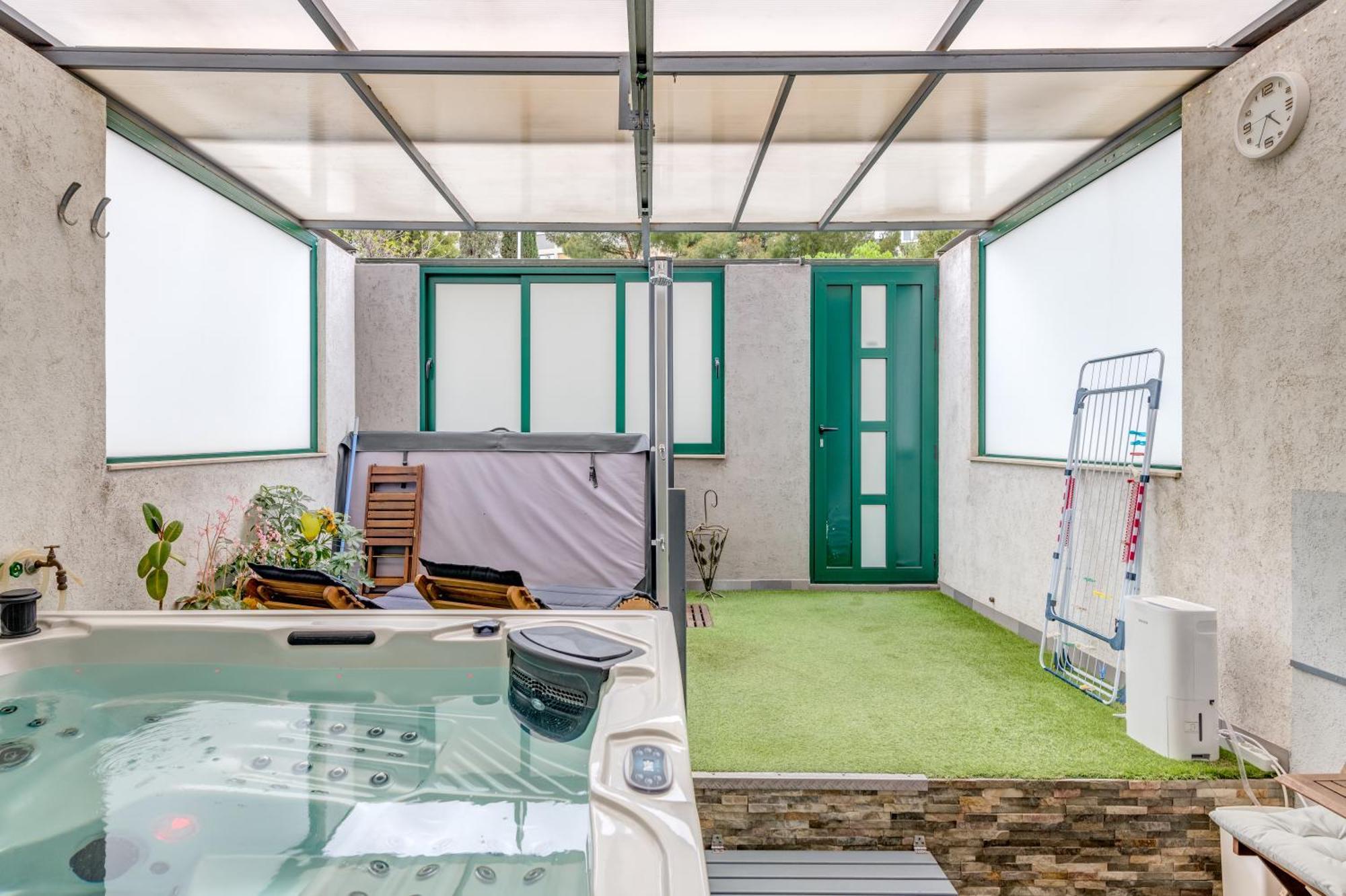 Slavica-new-with Jacuzzi Apartment *