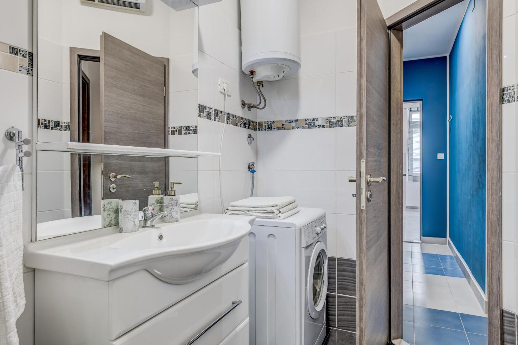Slavica-new-with Jacuzzi