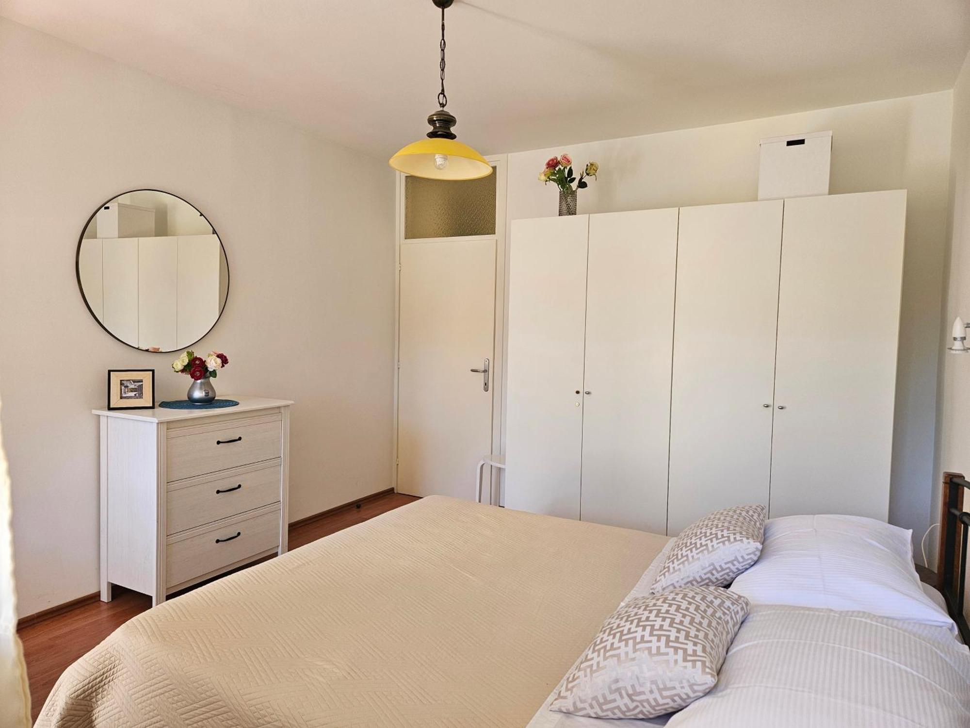 Apartment Romana With A Spacious Terrace