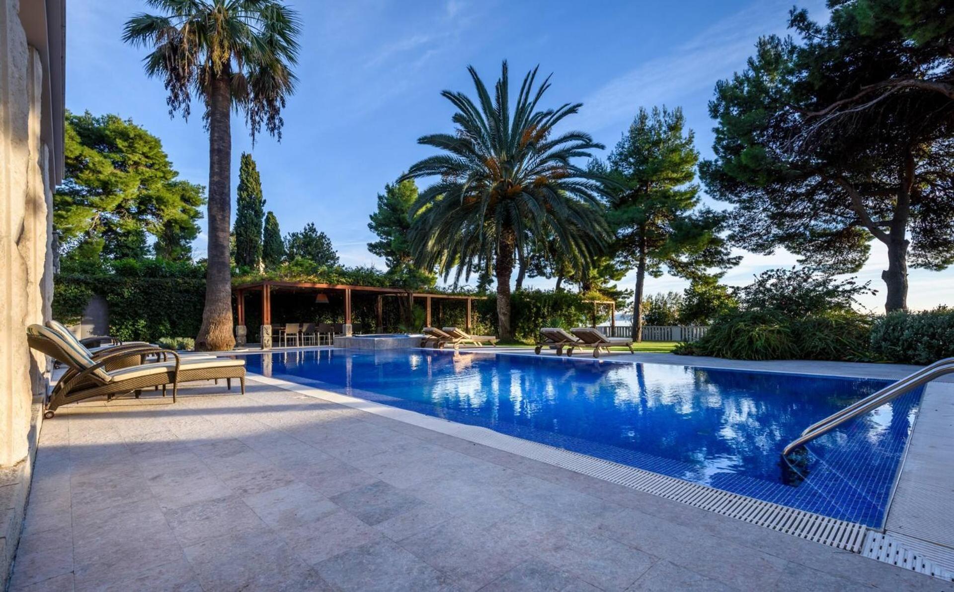 Villa Meje Heated Pool, Jacuzzi, Sauna *