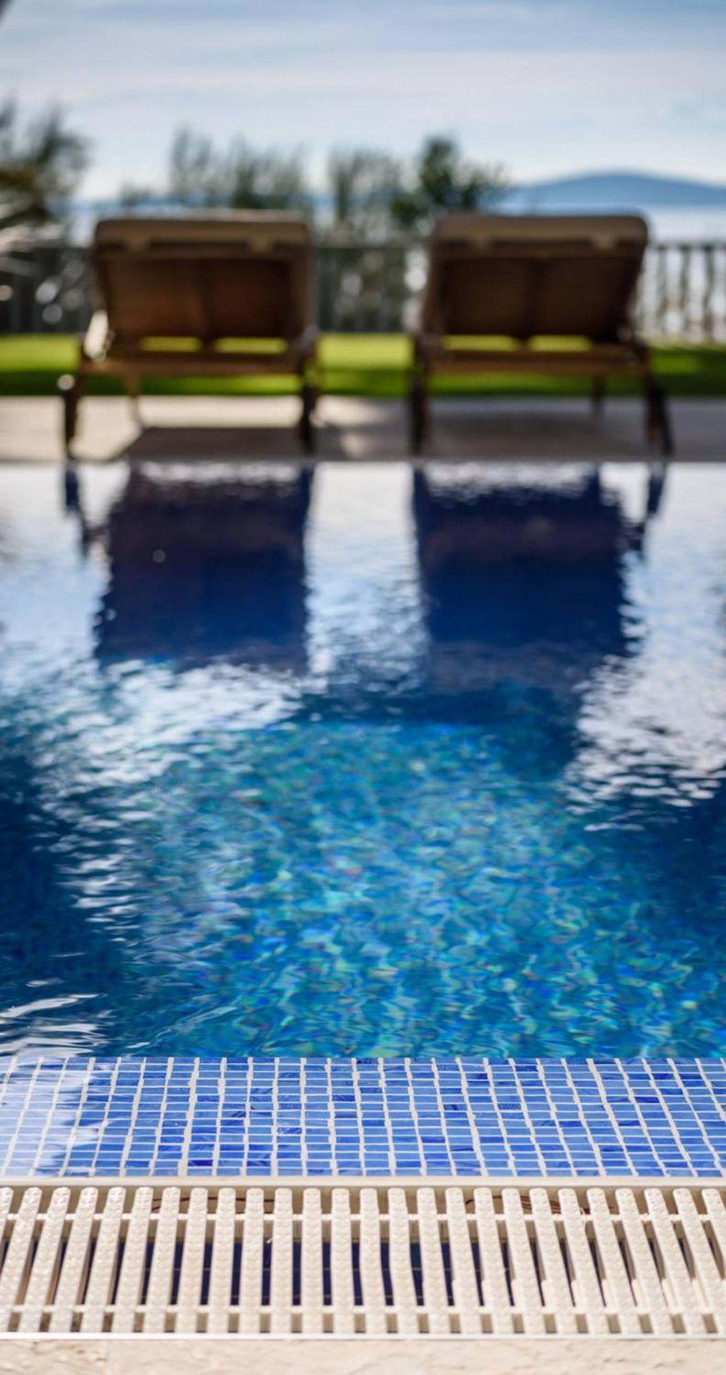 Meje Heated Pool, Jacuzzi, Sauna * Split