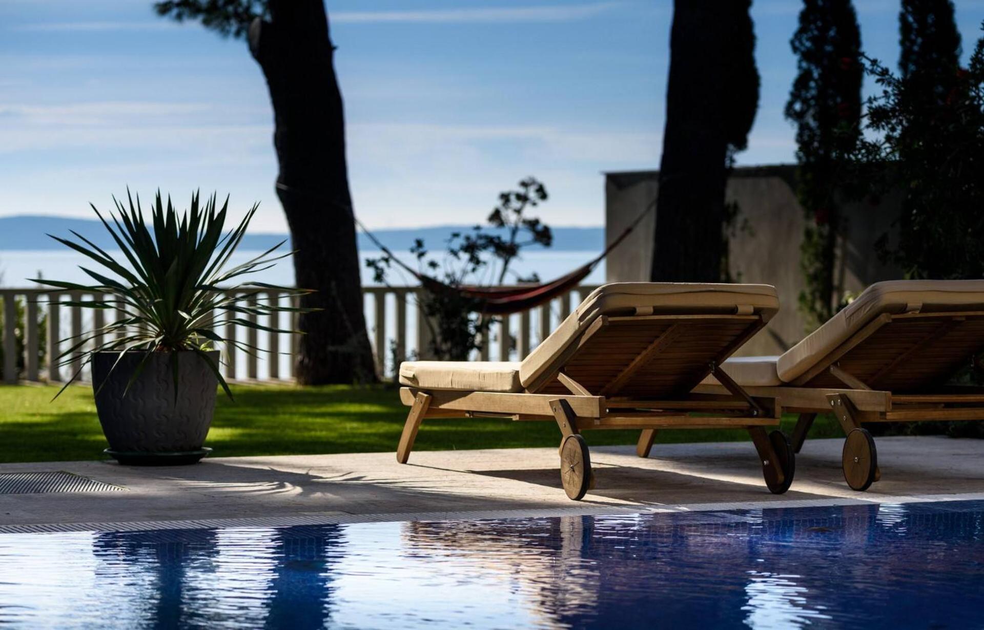 Meje Heated Pool, Jacuzzi, Sauna Villa *