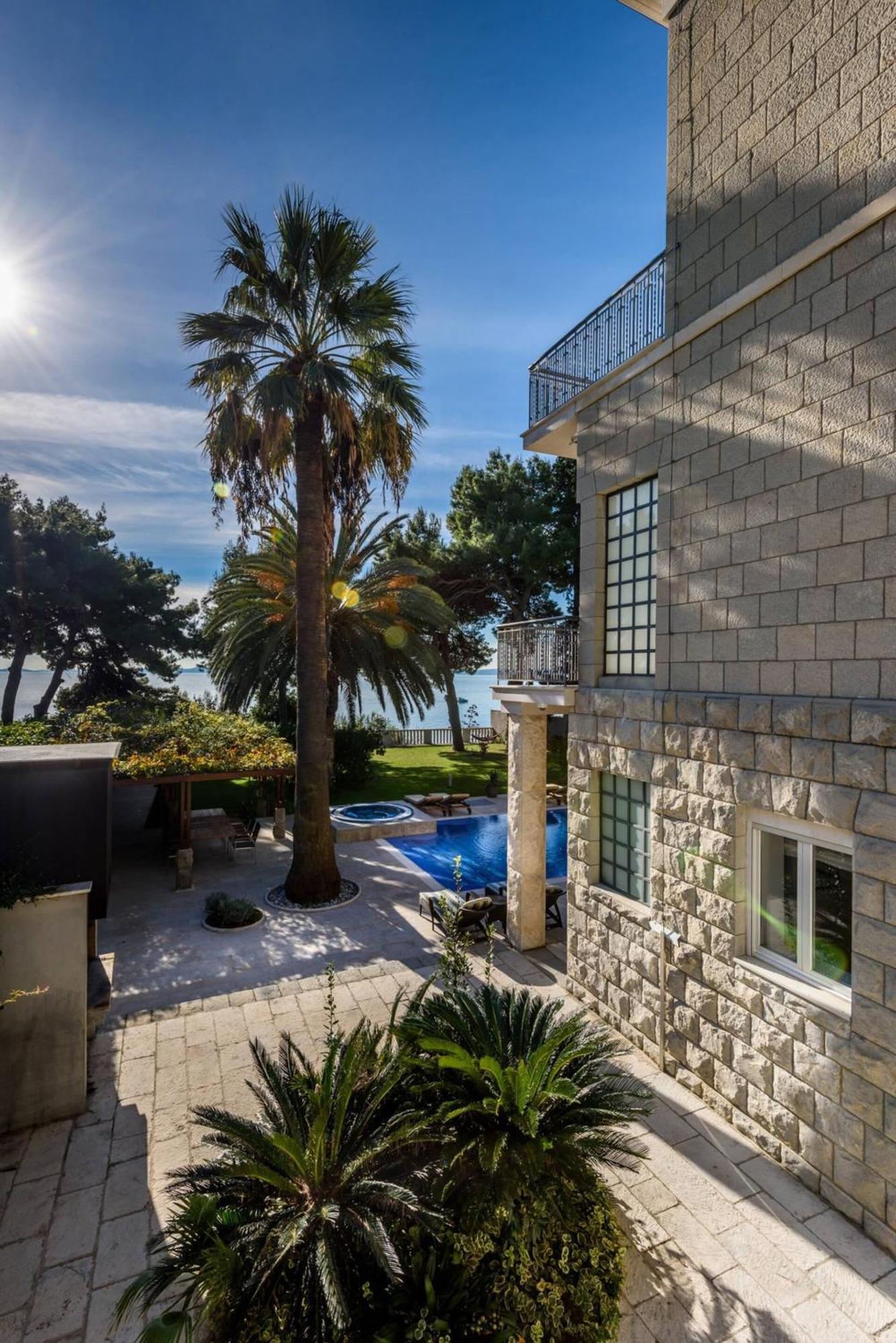 Villa Meje Heated Pool, Jacuzzi, Sauna