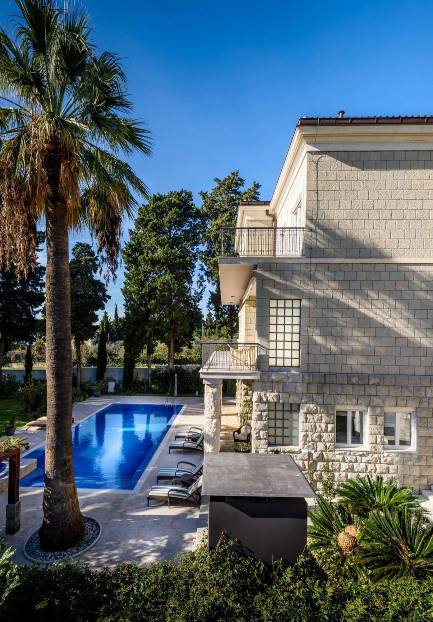 Villa Meje Heated Pool, Jacuzzi, Sauna