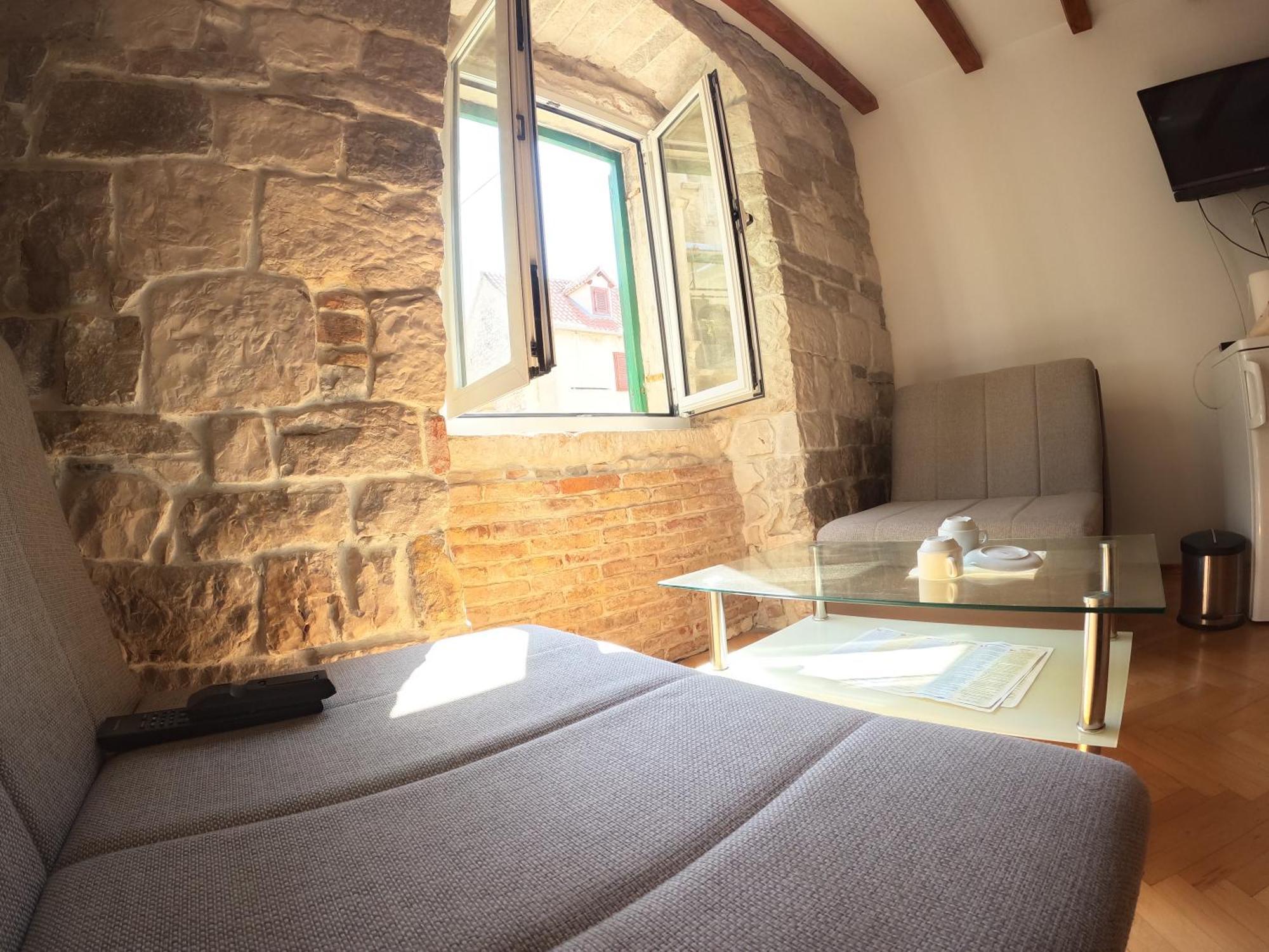 Guest house Top Center