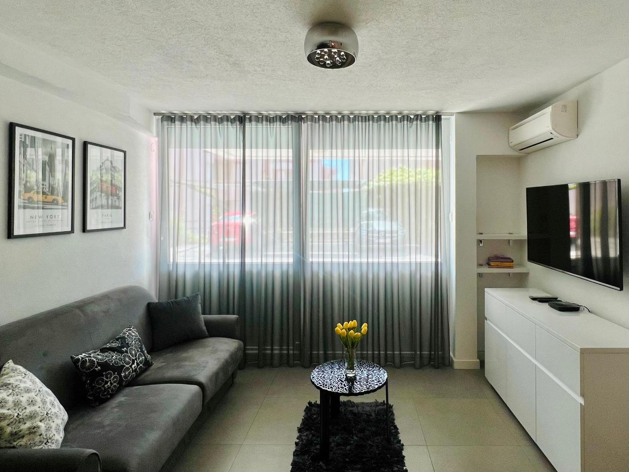 Dream Apartment *