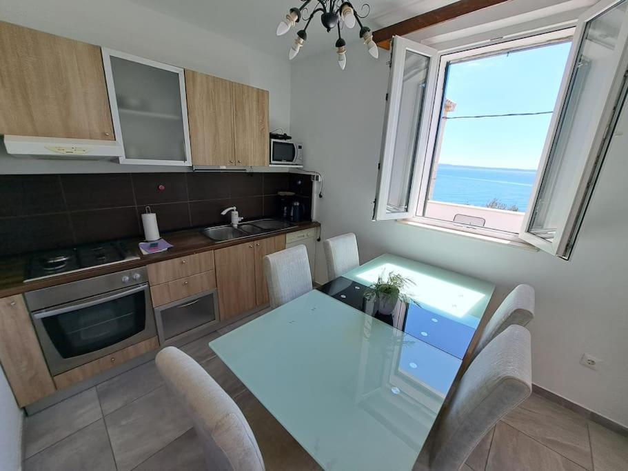 Mario-50m From The Beach,terrace With Sea View!