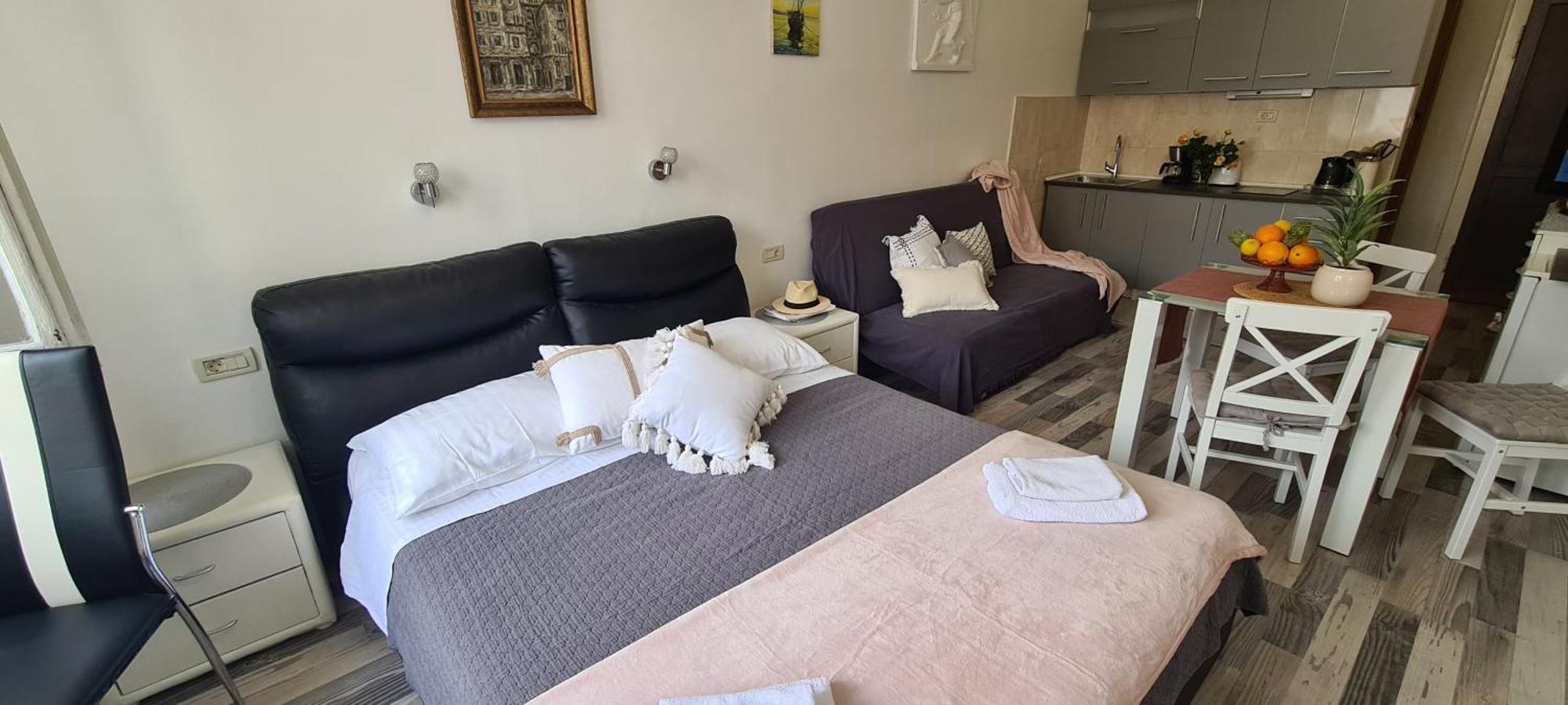 Apartman Old Square View