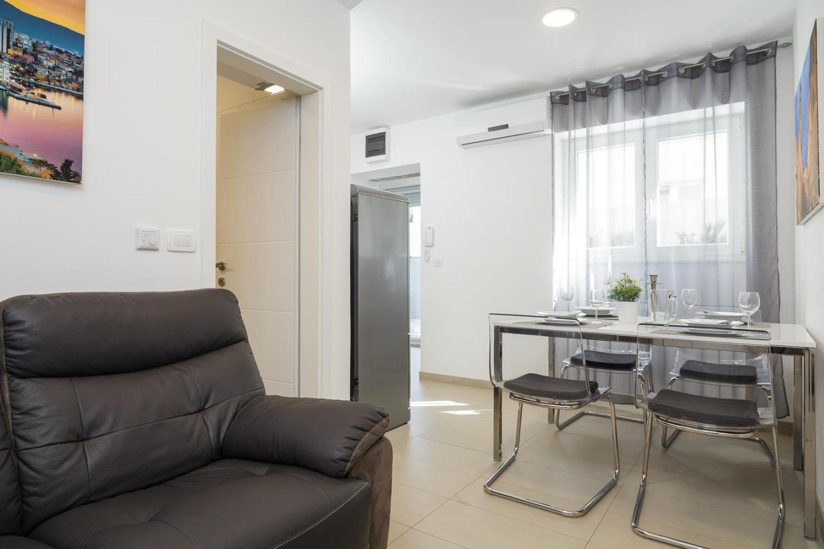Casa de férias Aspalathos - With Free Parking, Near The Beach, A Few Minutes' Walking Distance To The Unesco Palace *