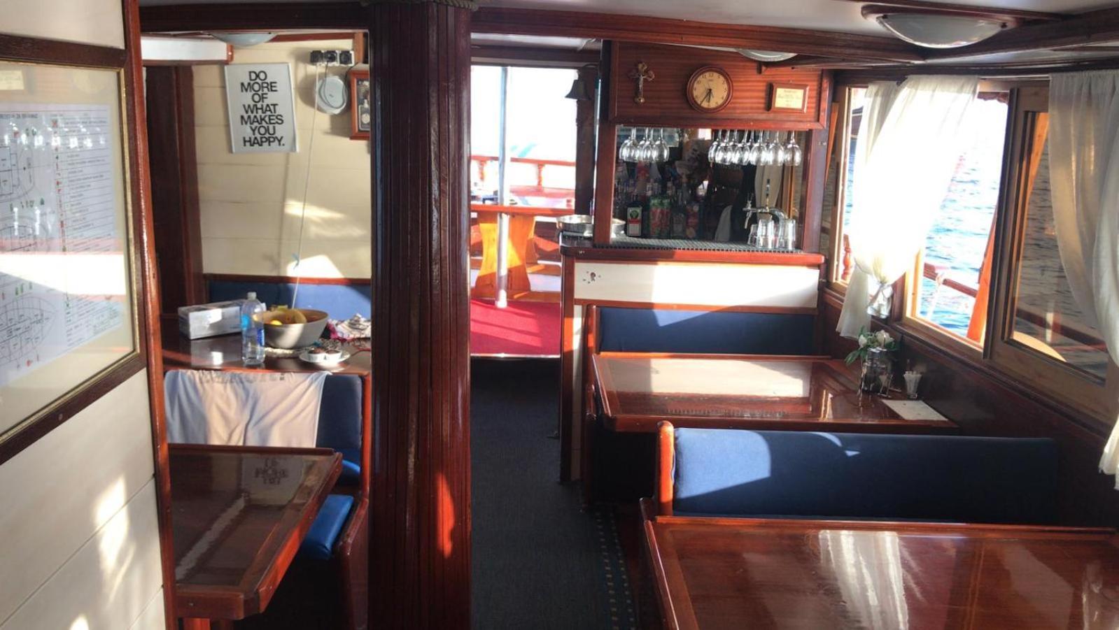 Botel Rhythm Floating Accom -
