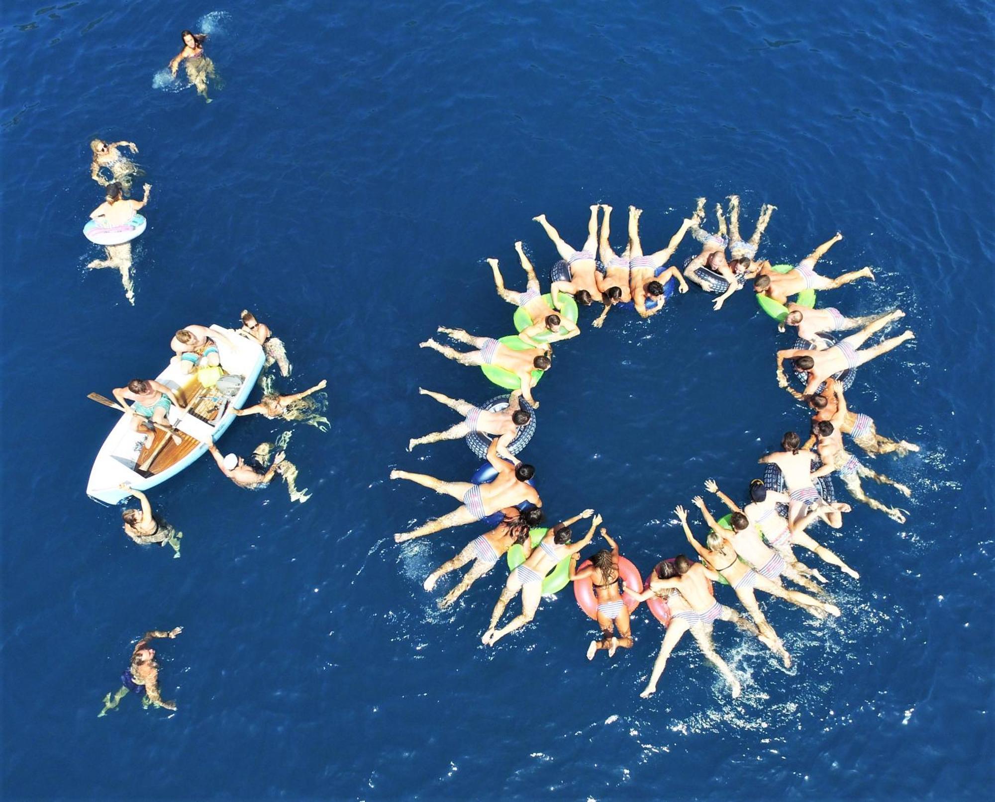 Rhythm Floating Accom - Split
