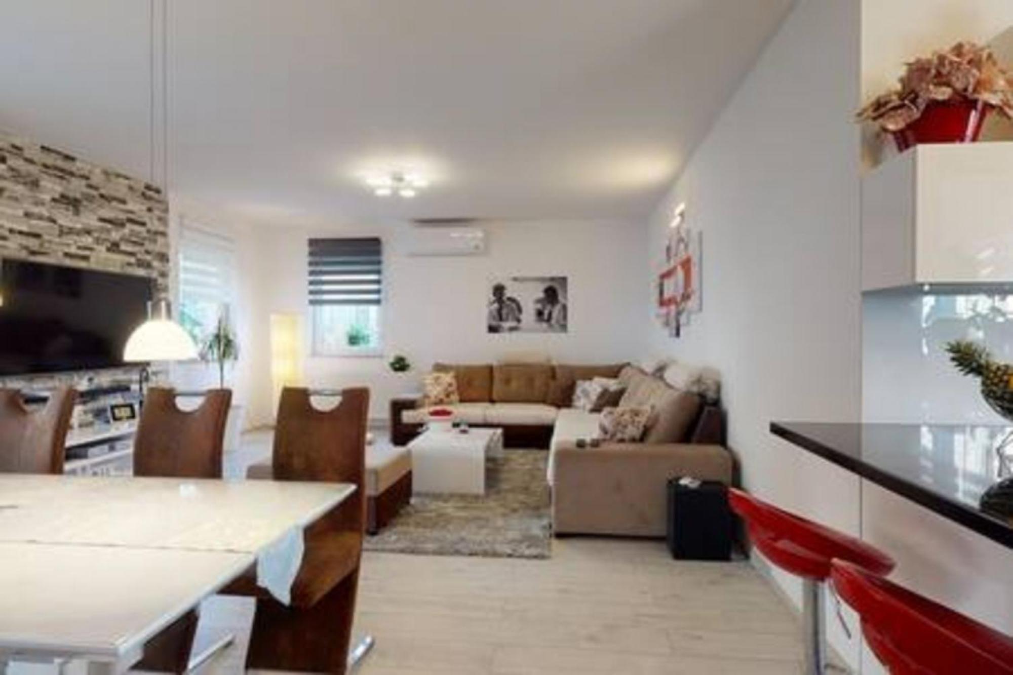 Holiday House Tolesa Split