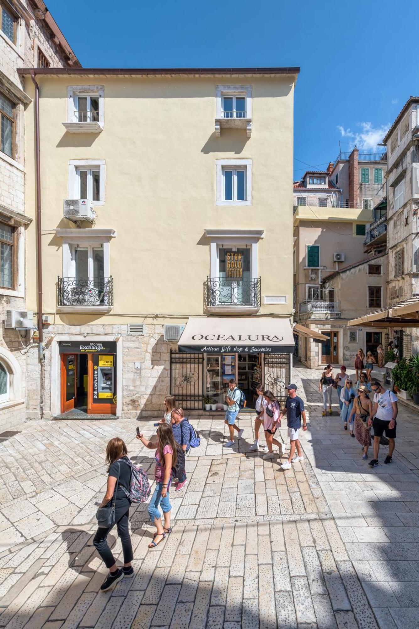 Palace Luxury Retreat Split
