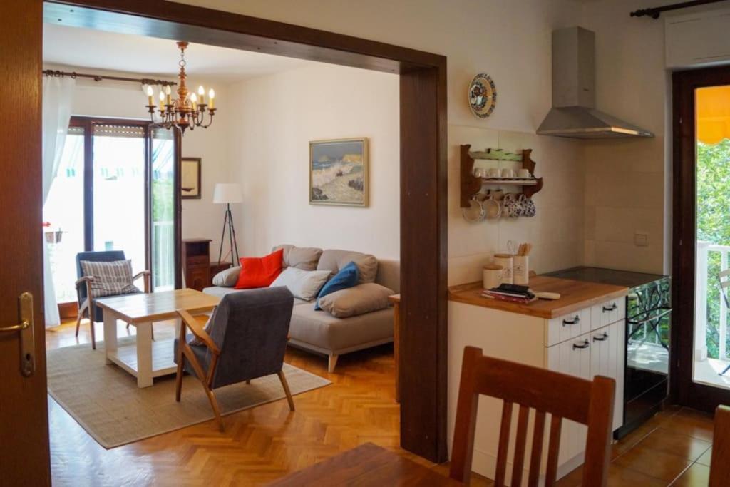 Apartamento Forest Park Nest Apartment, Near Centre, With Free Parking