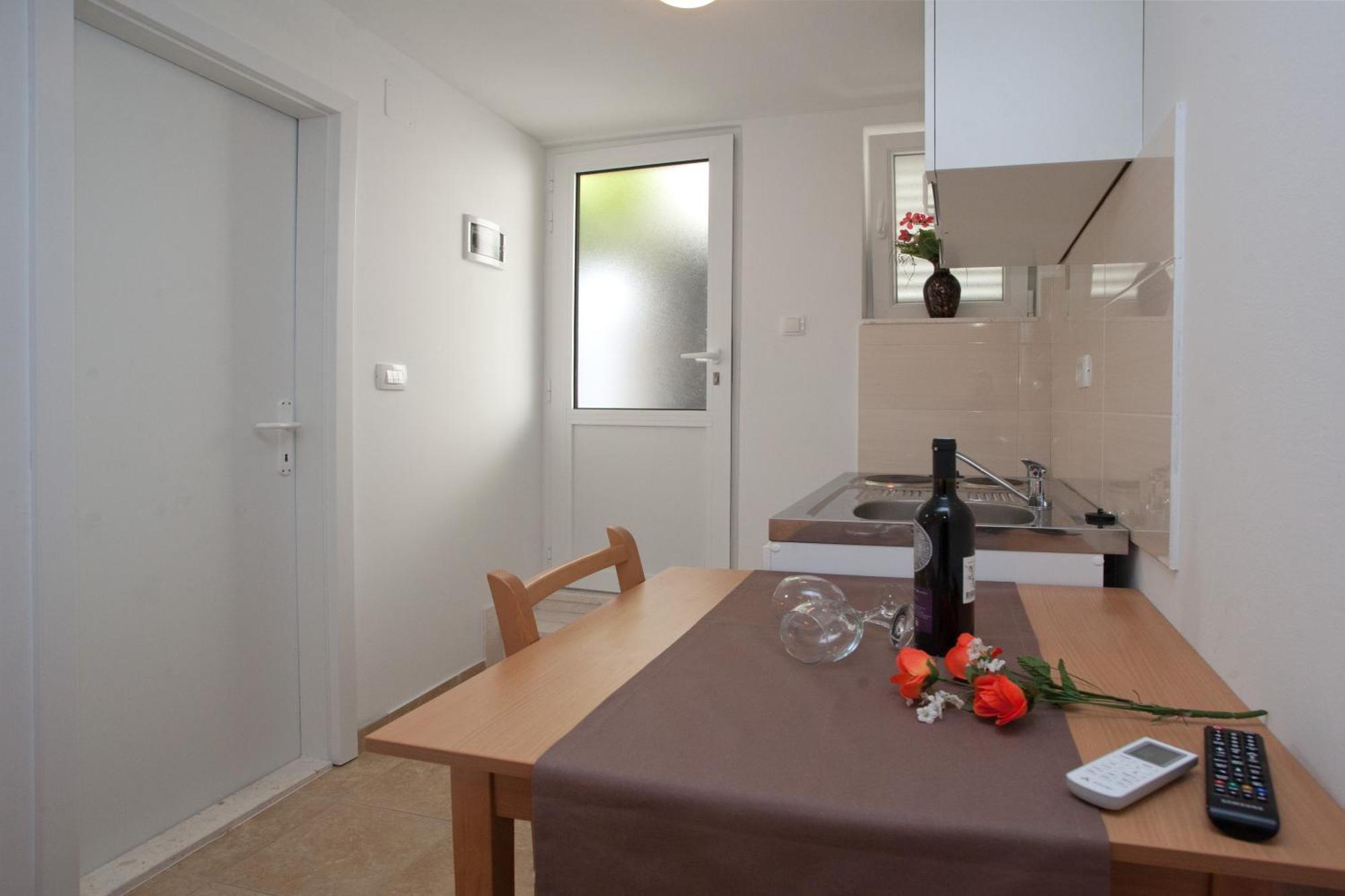 Downtown Private Apartman *