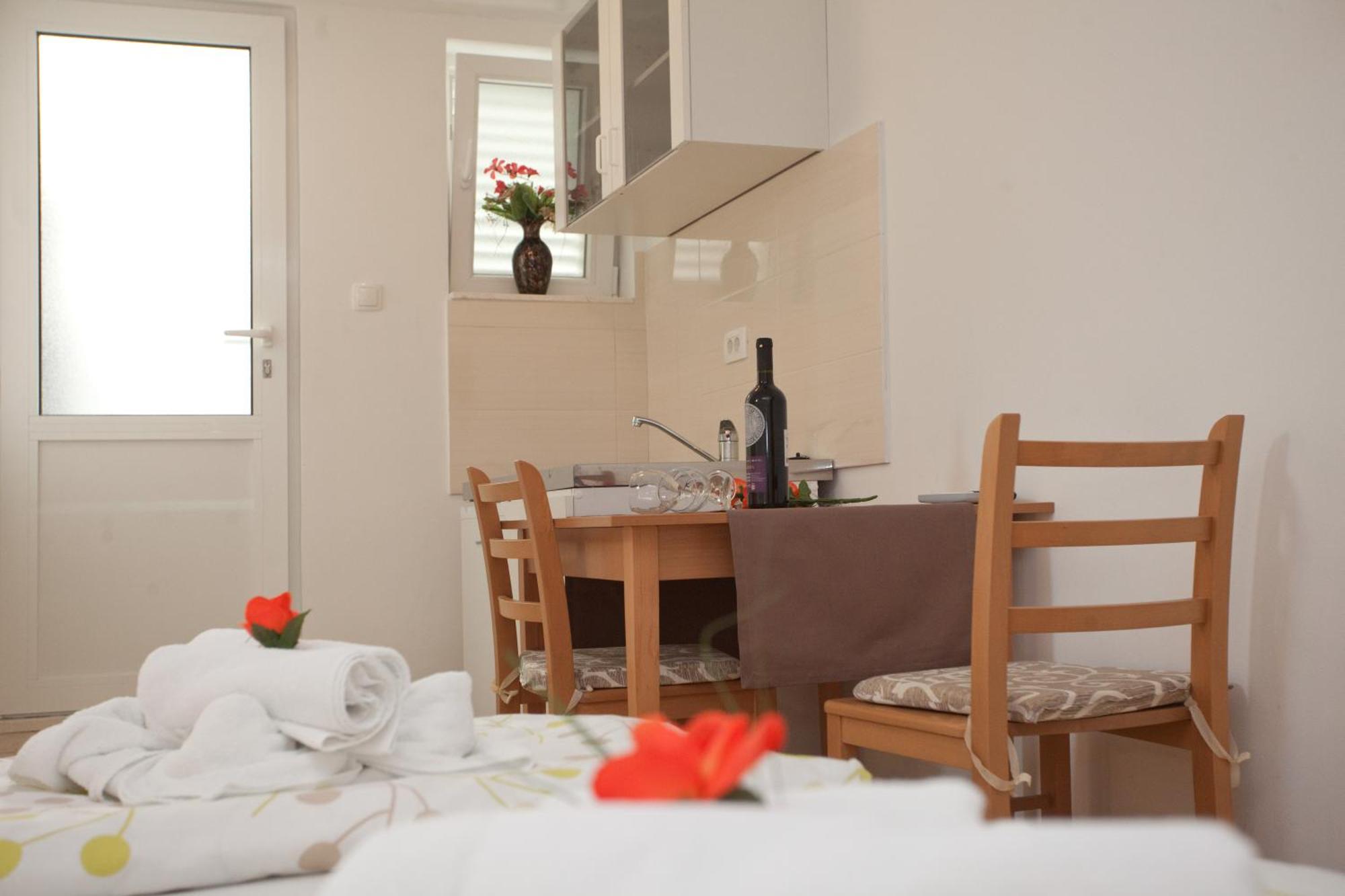 Downtown Private Apartman *