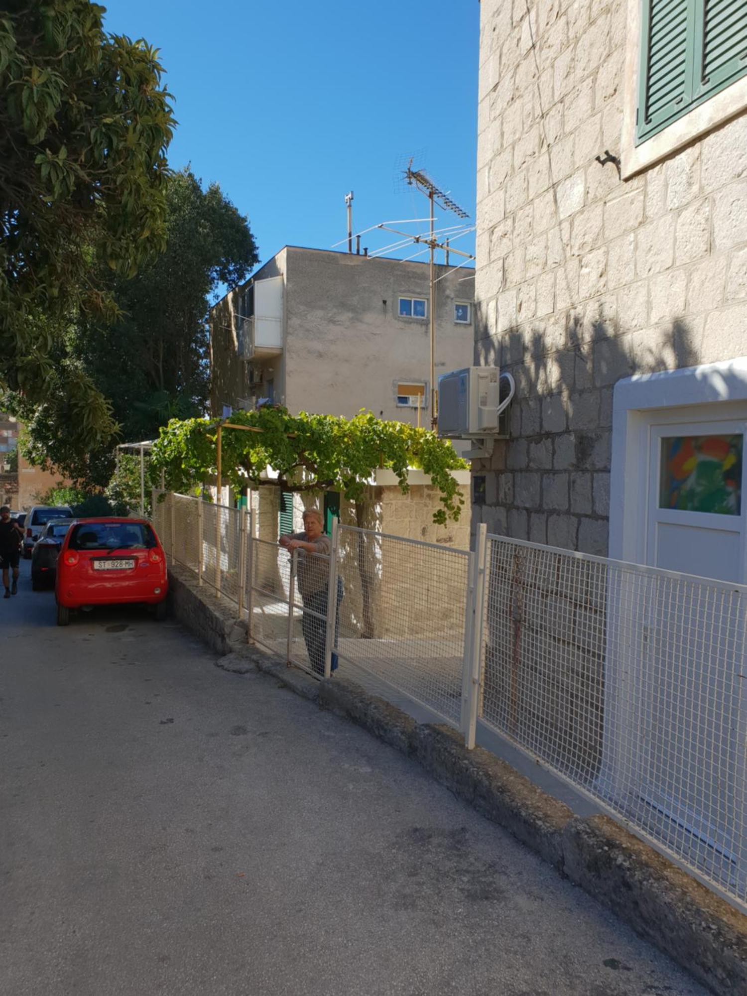 Downtown Private Apartman