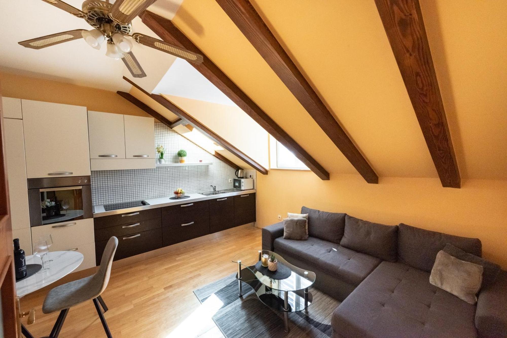 Apartment Coast