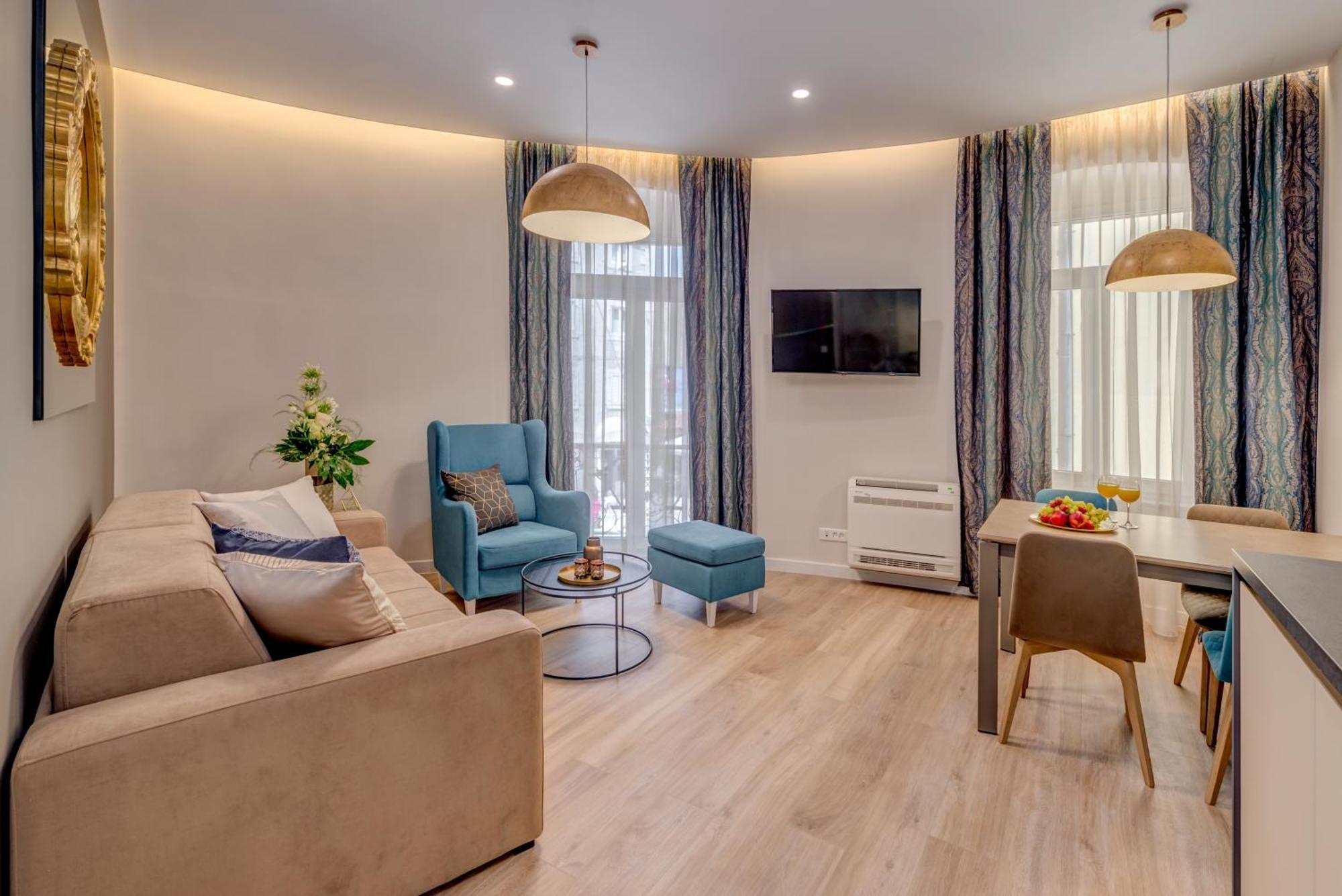 Royal Theatre Apartment Split
