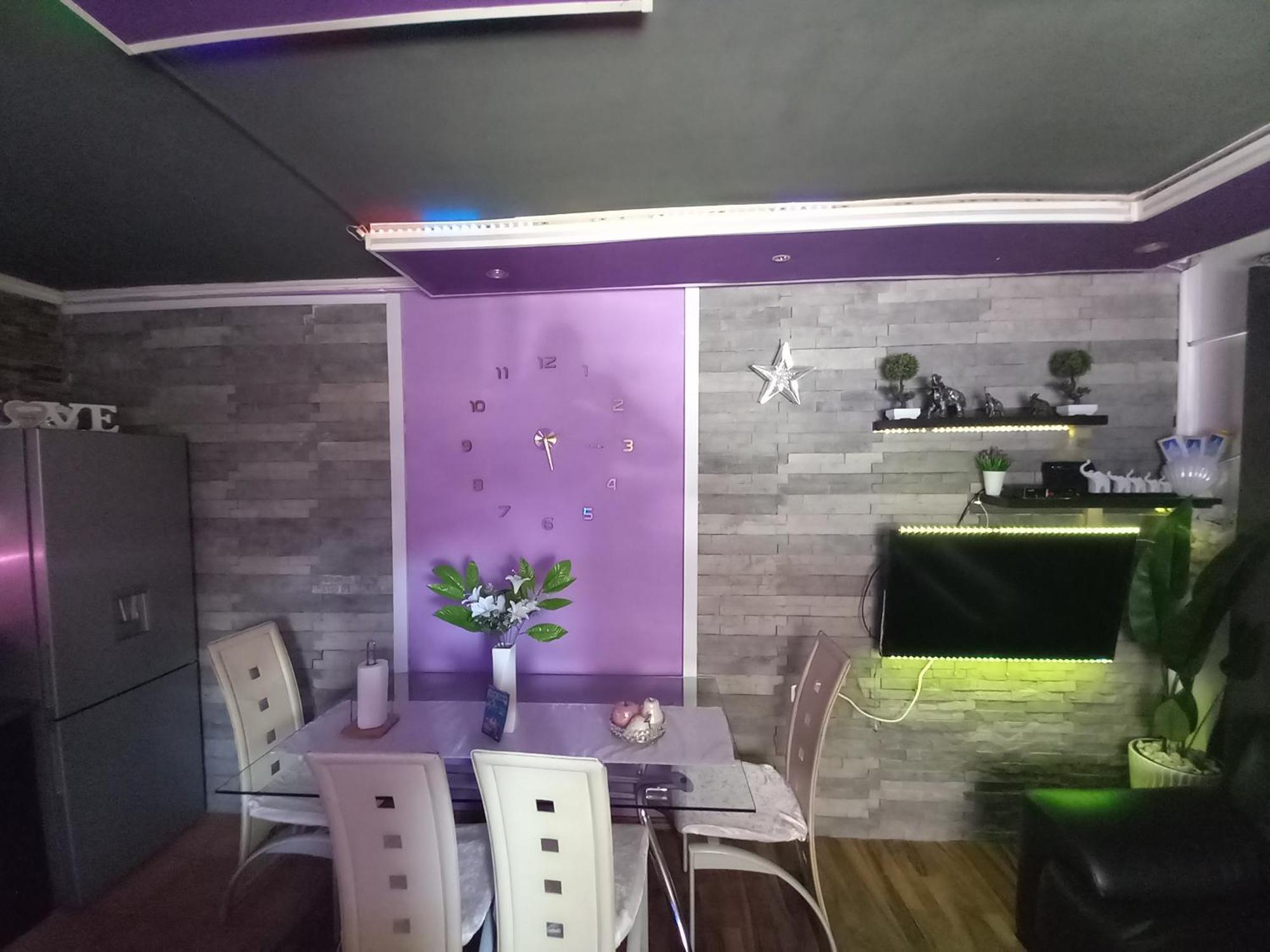 S-Type Apartment In The Center Apartment Split