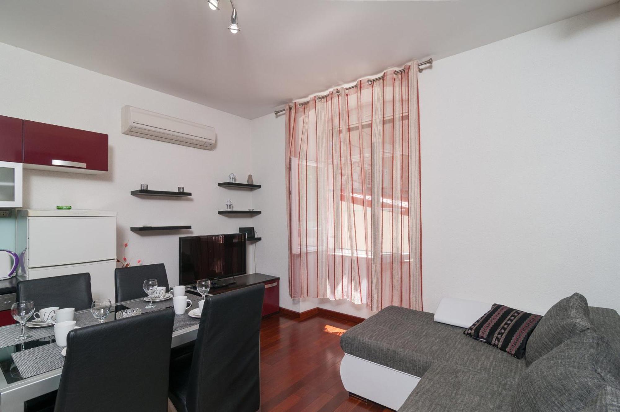 Apartment Center