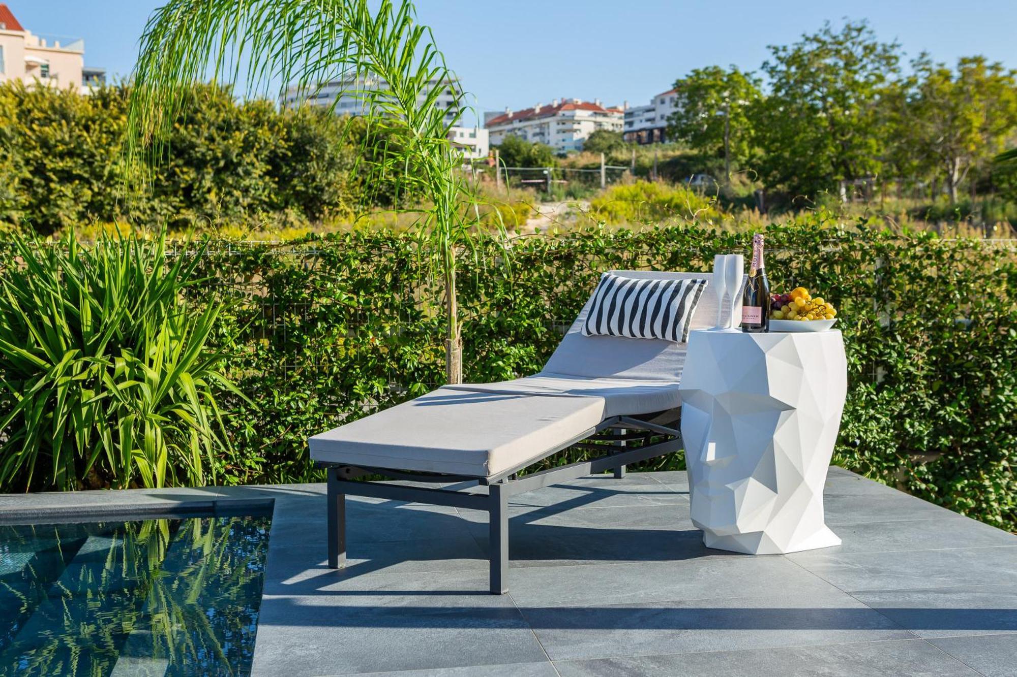 Villa Enjoyer - Seafront With Private Heated Pool Split