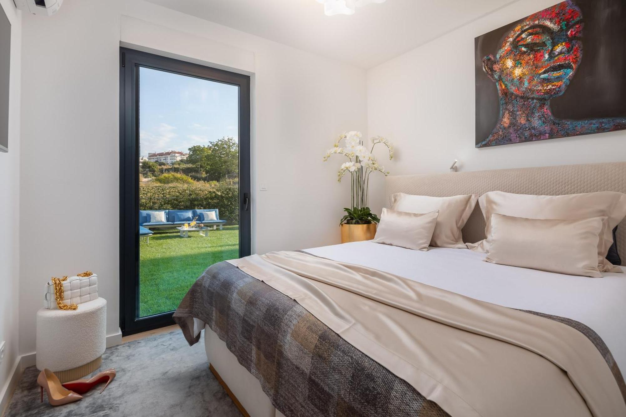 Enjoyer - Seafront With Private Heated Pool Villa *
