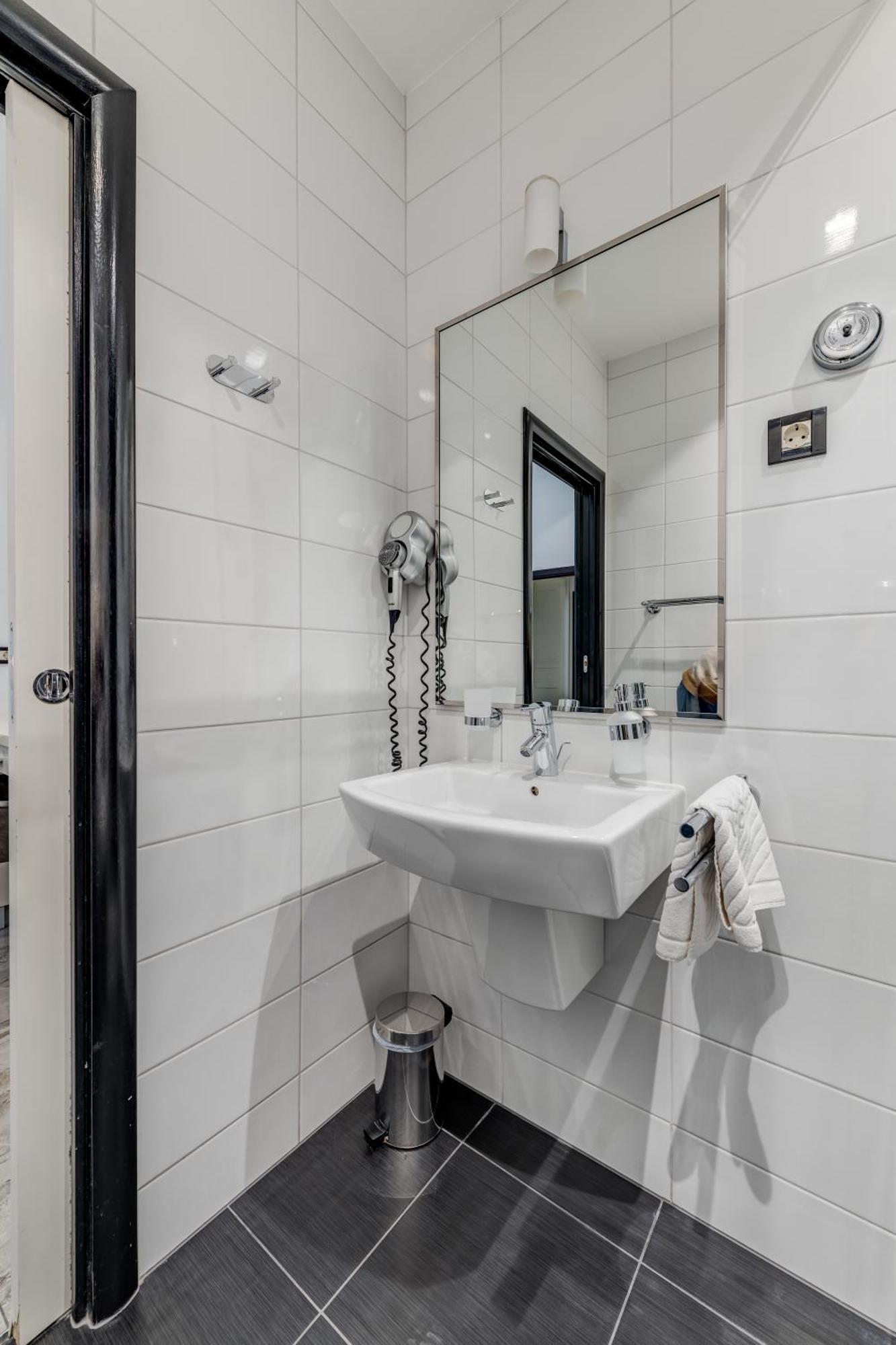 Tango Luxury 4* Split