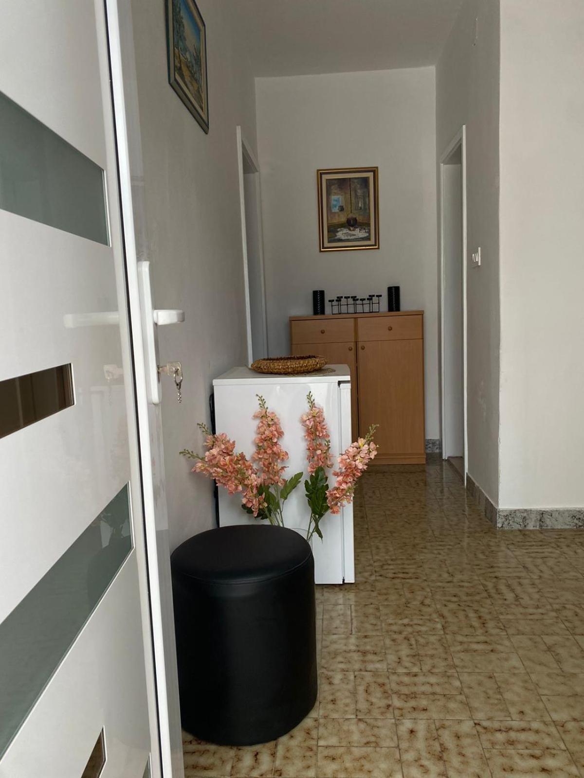 Roguljic Apartment *