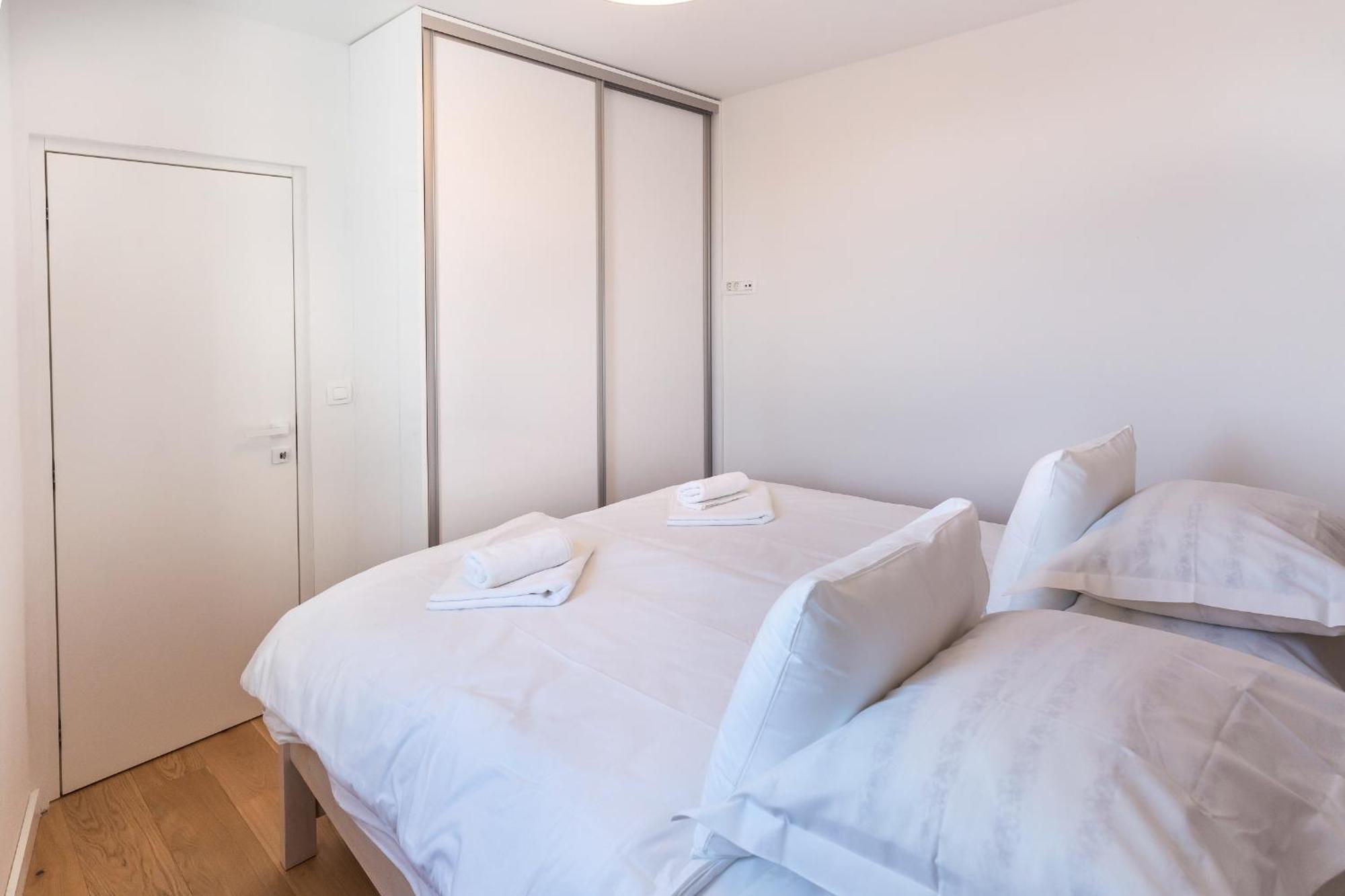 Luxury In The Center Of Apartment *
