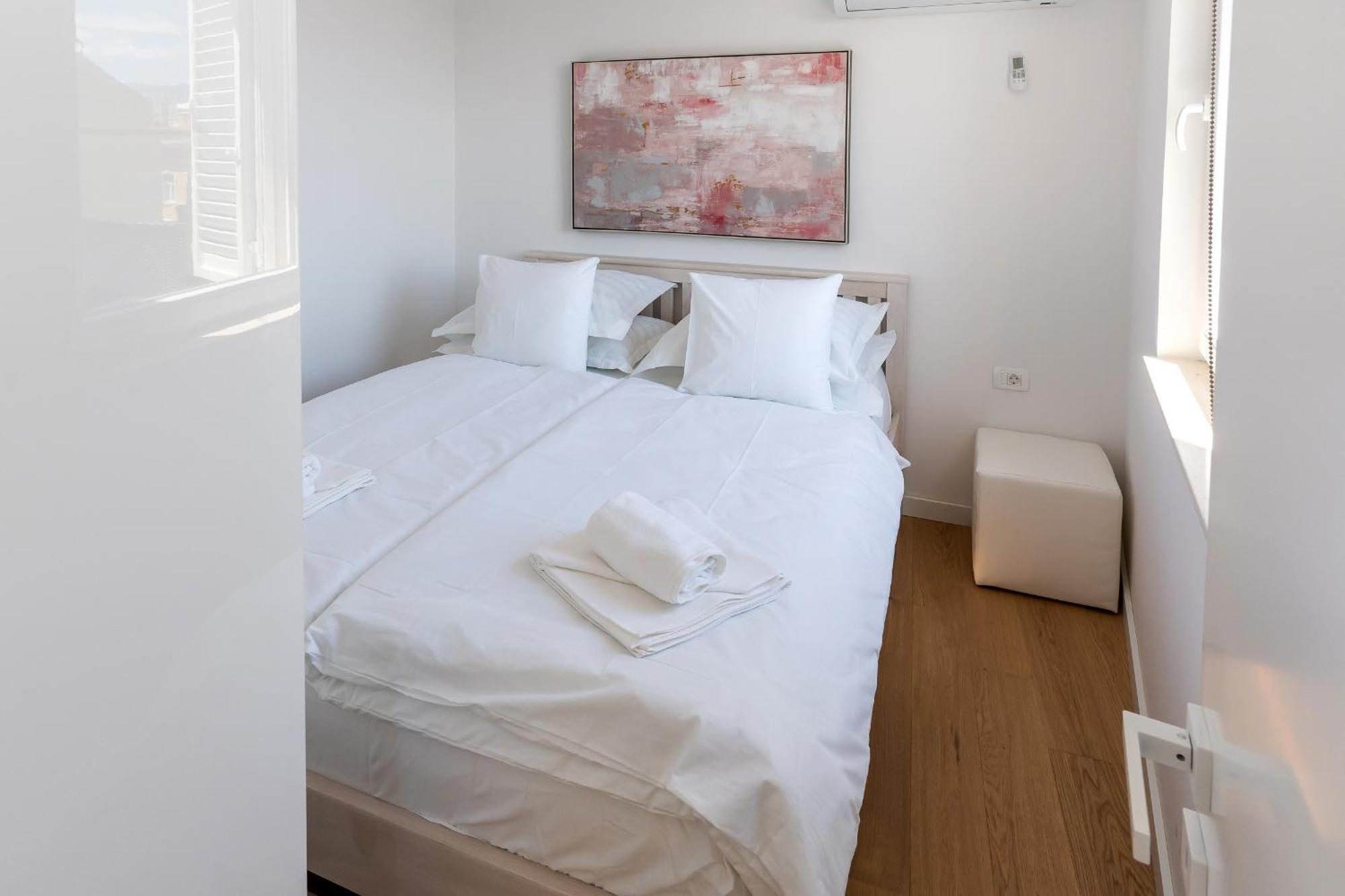 Apartment Luxury In The Center Of *