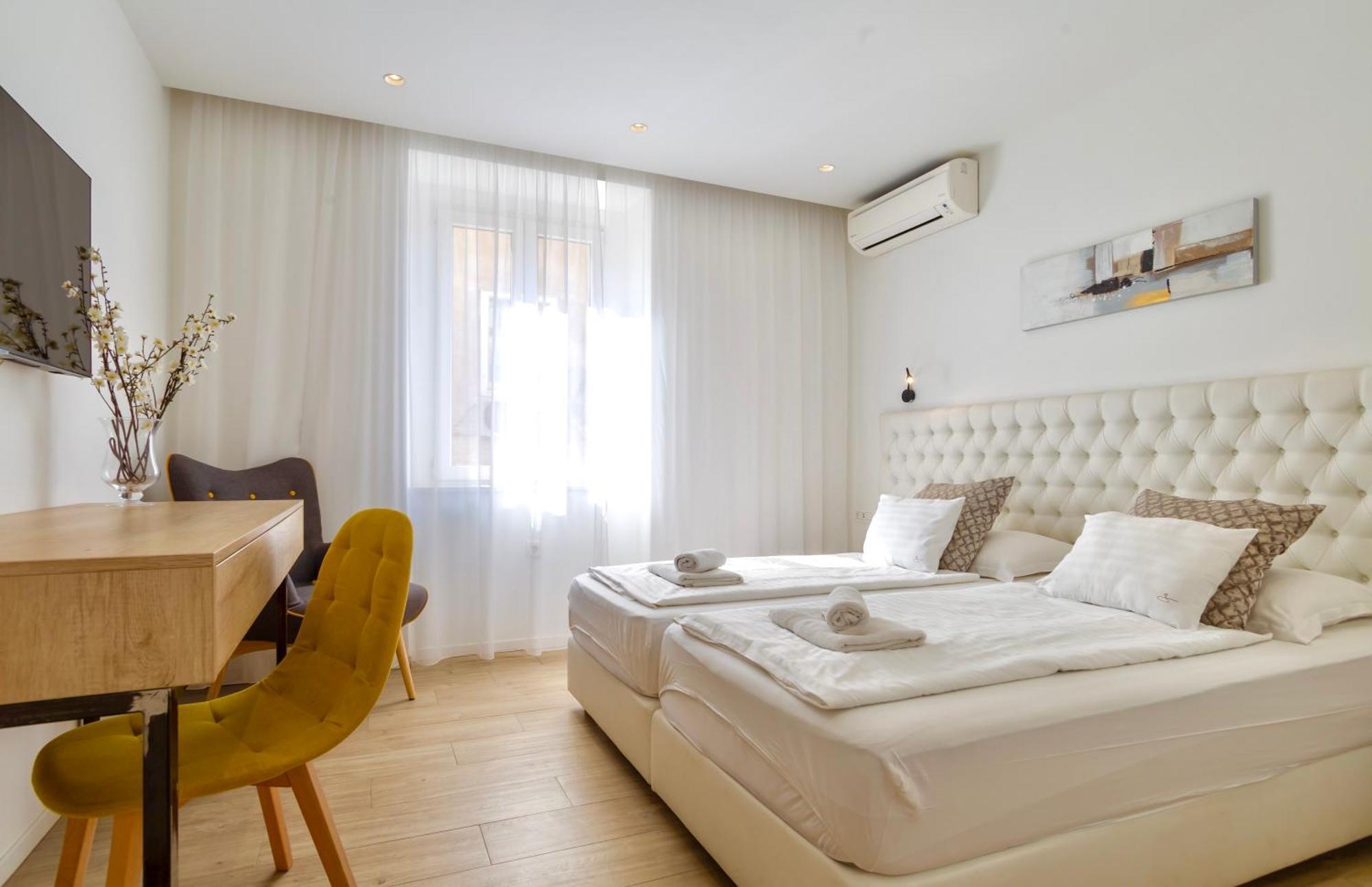Apartments & Rooms Graso Apartment *