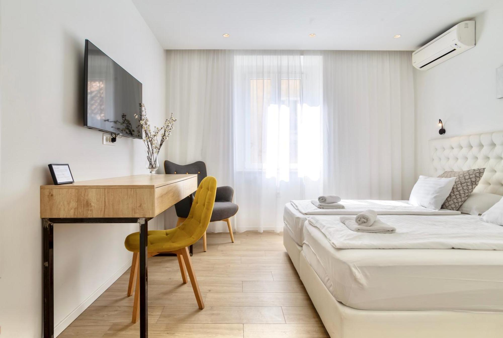 Apartment Apartments & Rooms Graso Split