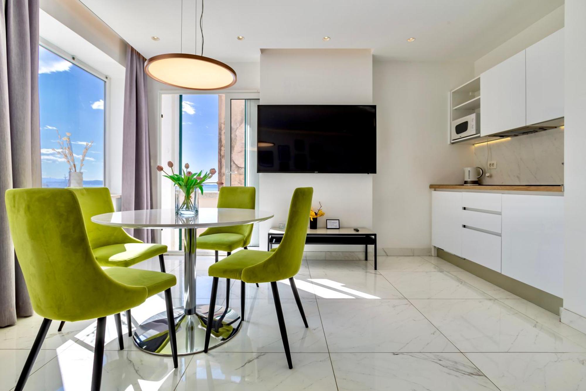 Apartments & Rooms Graso *