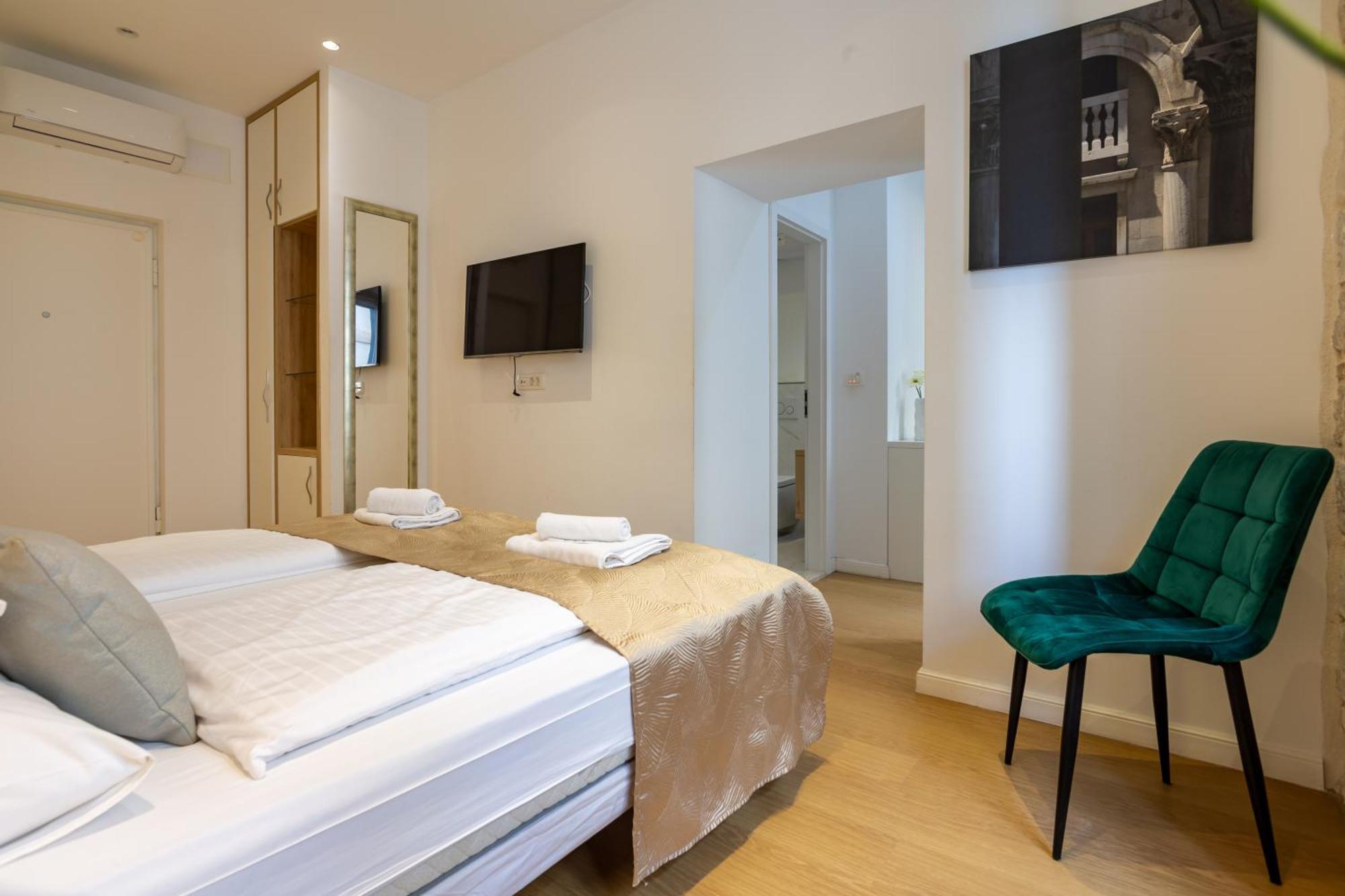 Apartment Apartments & Rooms Graso