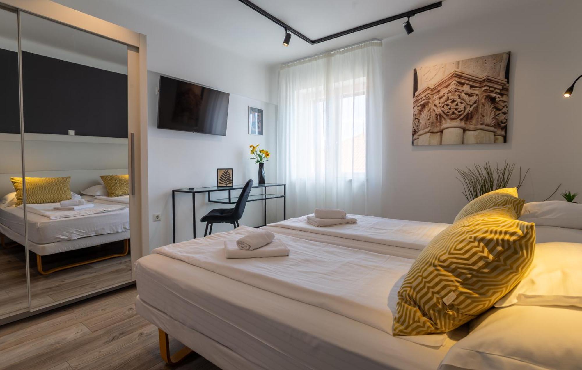 Apartments & Rooms Graso