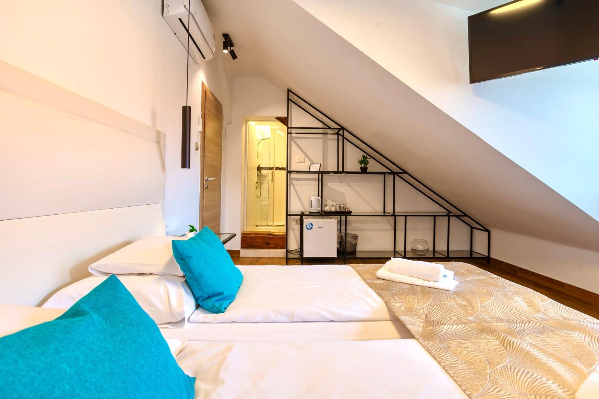 Apartments & Rooms Graso