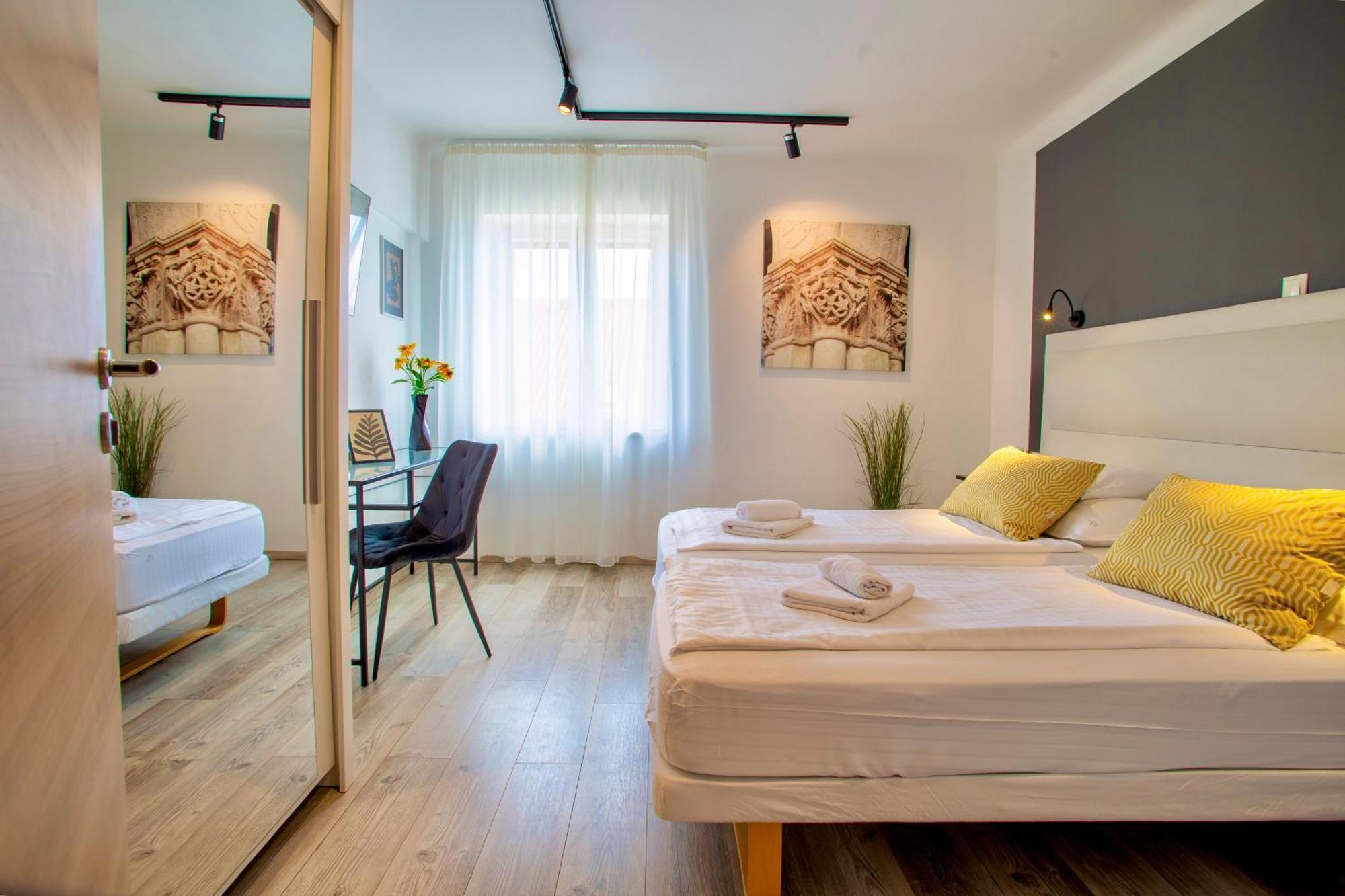 Apartments & Rooms Graso *