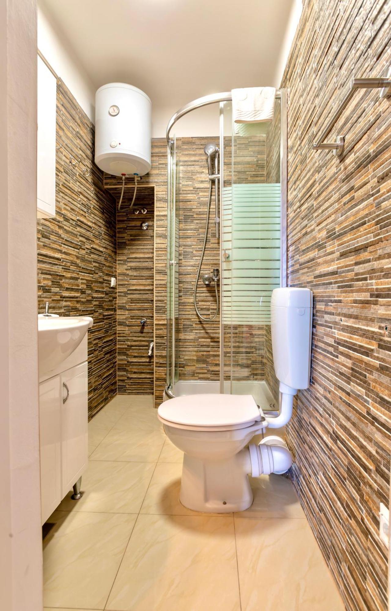 Apartments & Rooms Graso