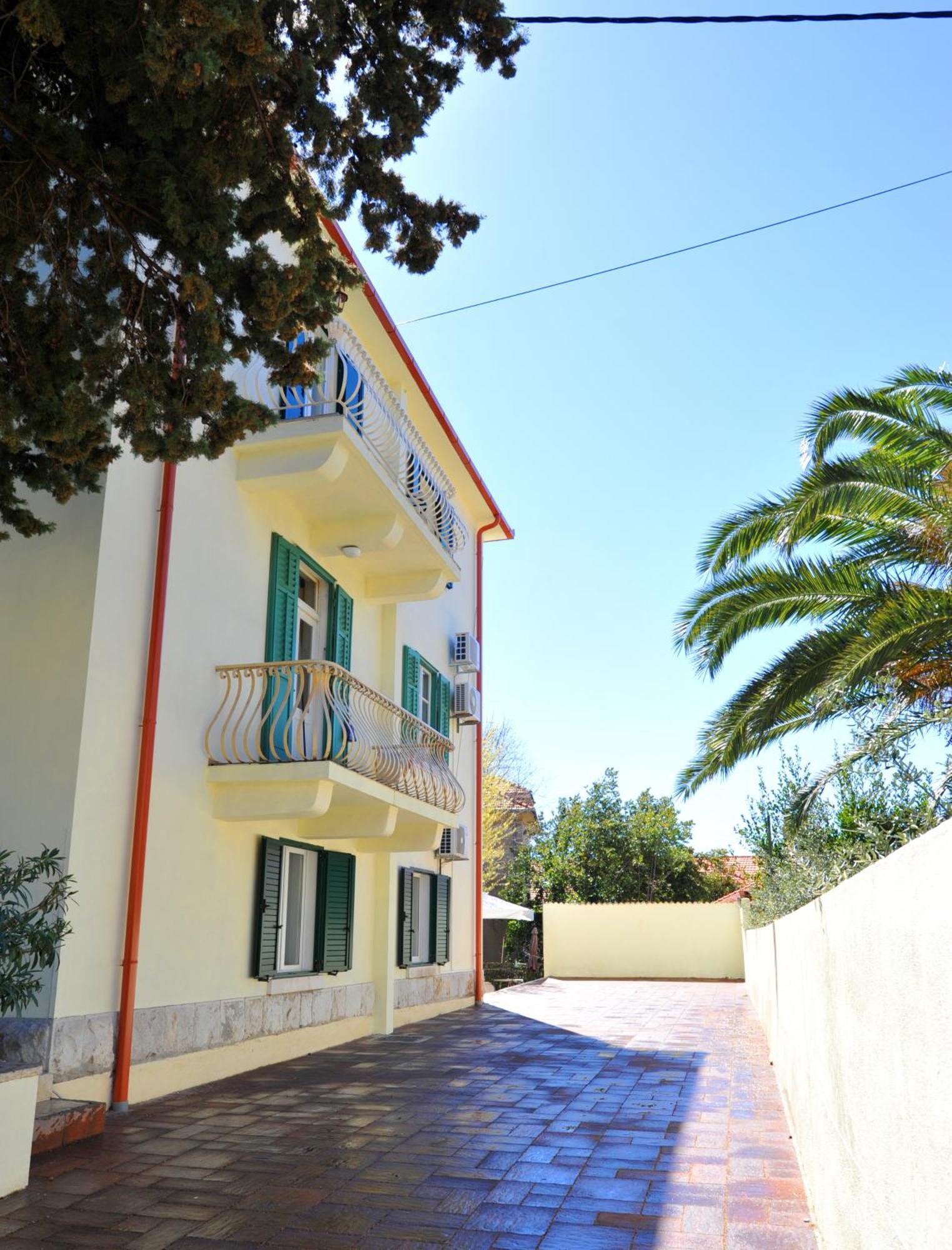 Guesthouse Villa Vice 3*
