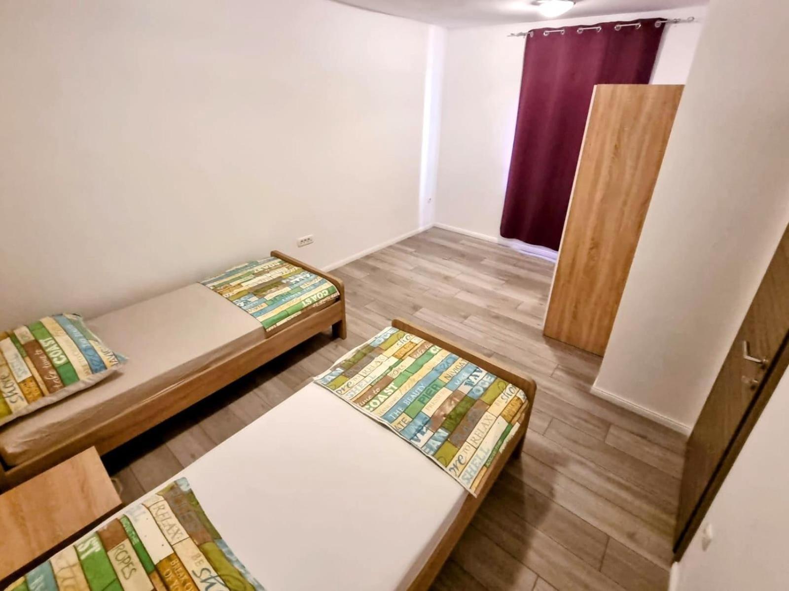 Apartman By The Sea Stobrec, - 22838 *