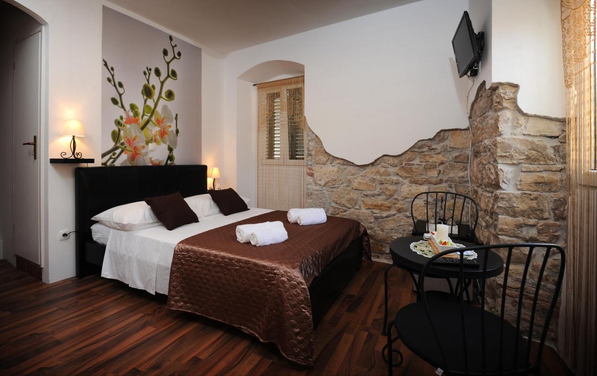 & Lasta Apartment Split